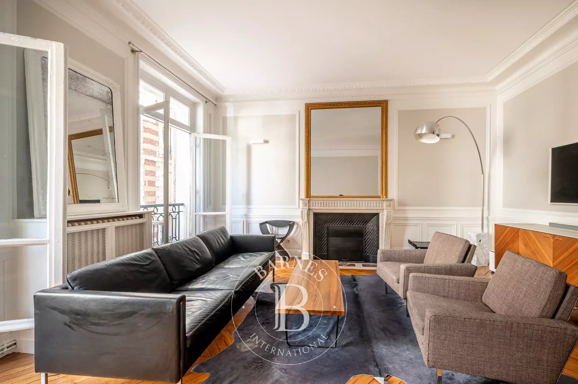 Paris  - Apartment 3 Bedrooms - picture 9