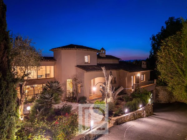 Luxury Villa in Mougins: A Grand Family Estate for Legacy Living — photo 1