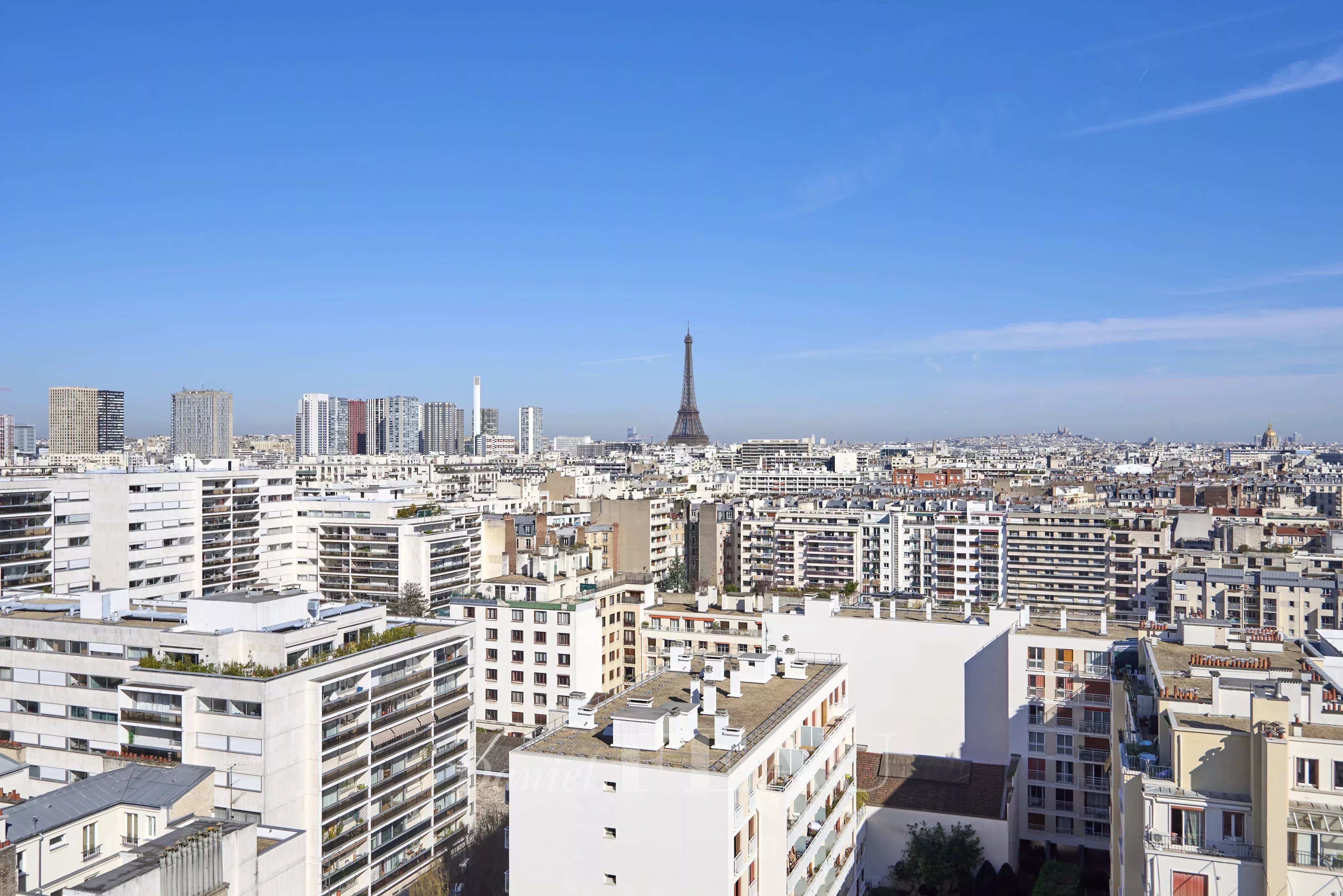 Sale Apartment Paris 15th