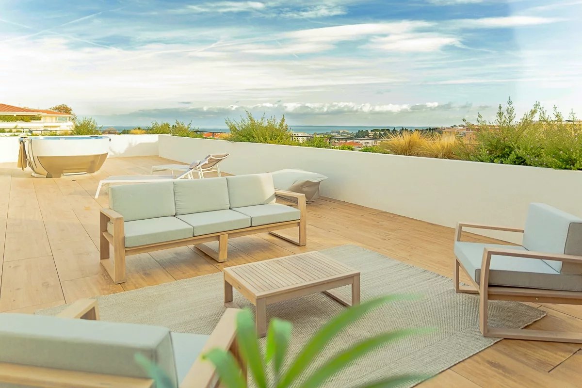 Roof Top Apartment