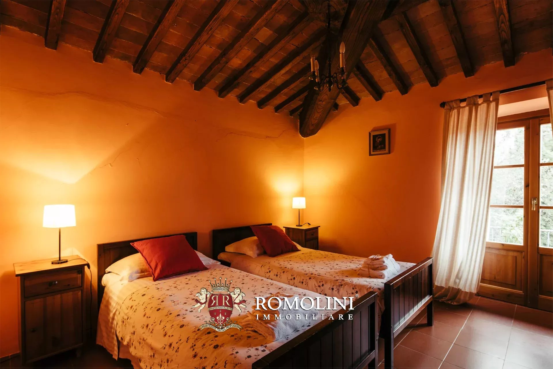 7 Bedroom Vineyard's Image 60