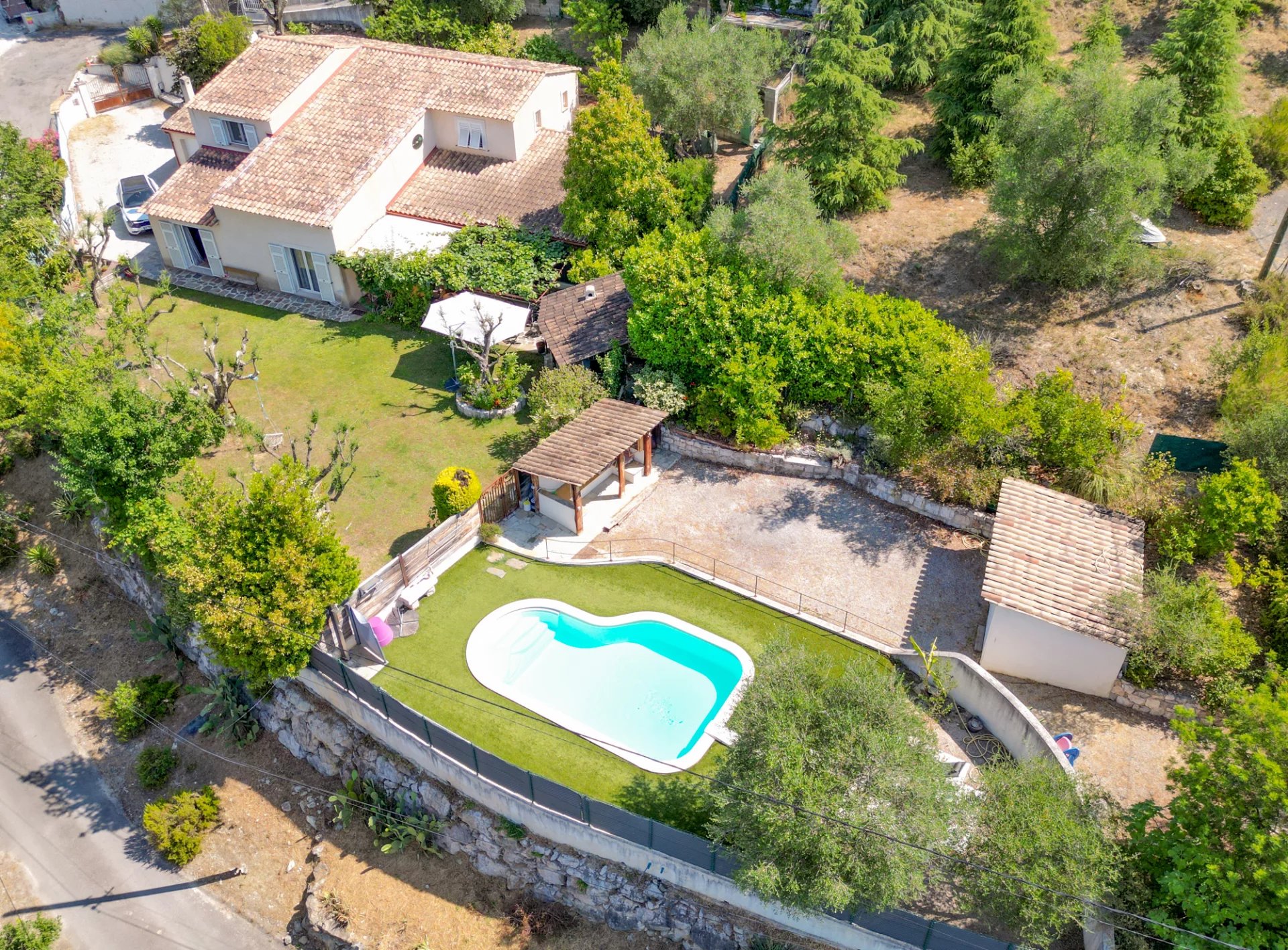 BLAUSASC-PROVENCAL VILLA ABSOLUTE CALM