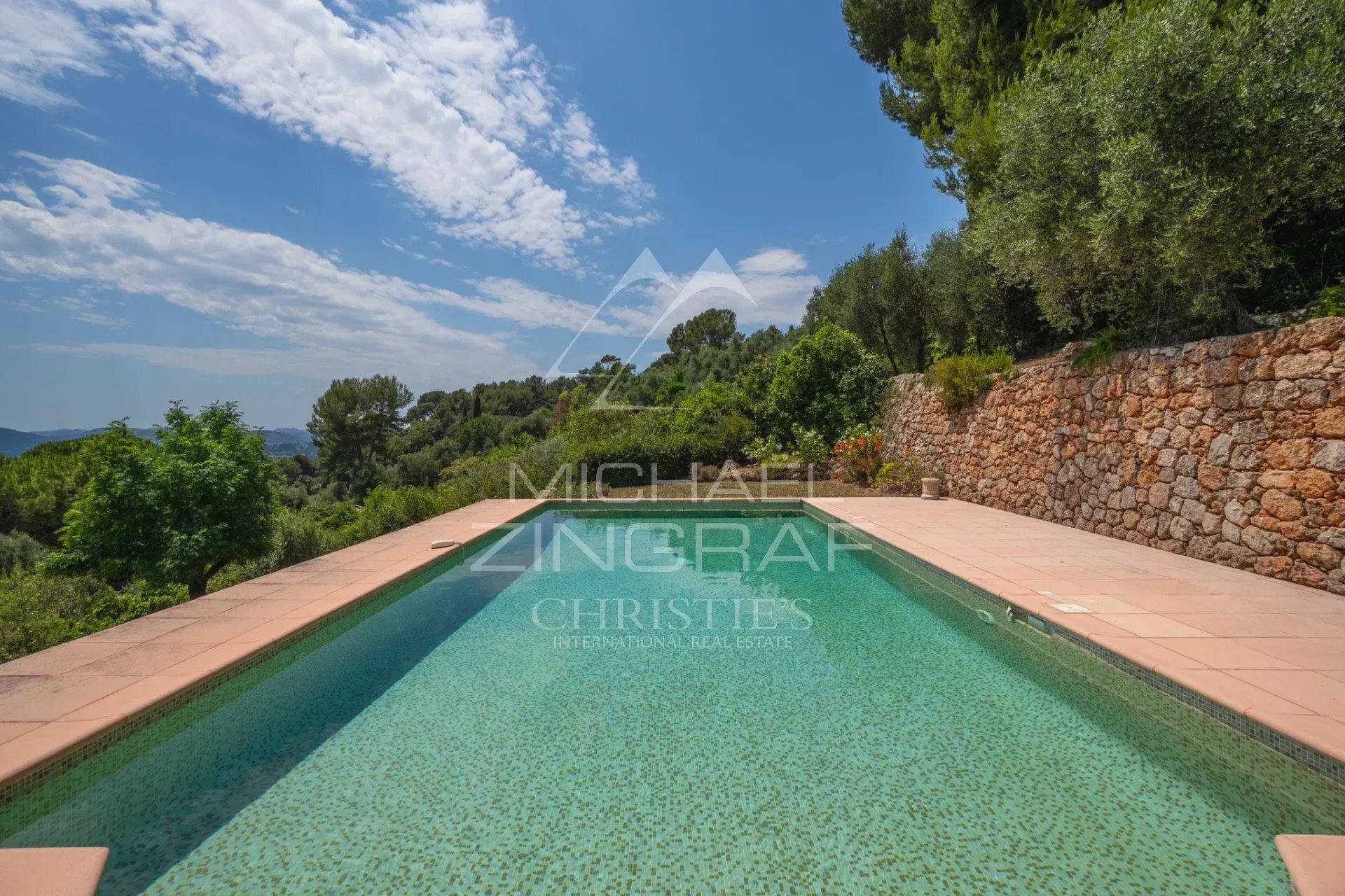 4 Bedroom Villa/Townhouse's Image 7
