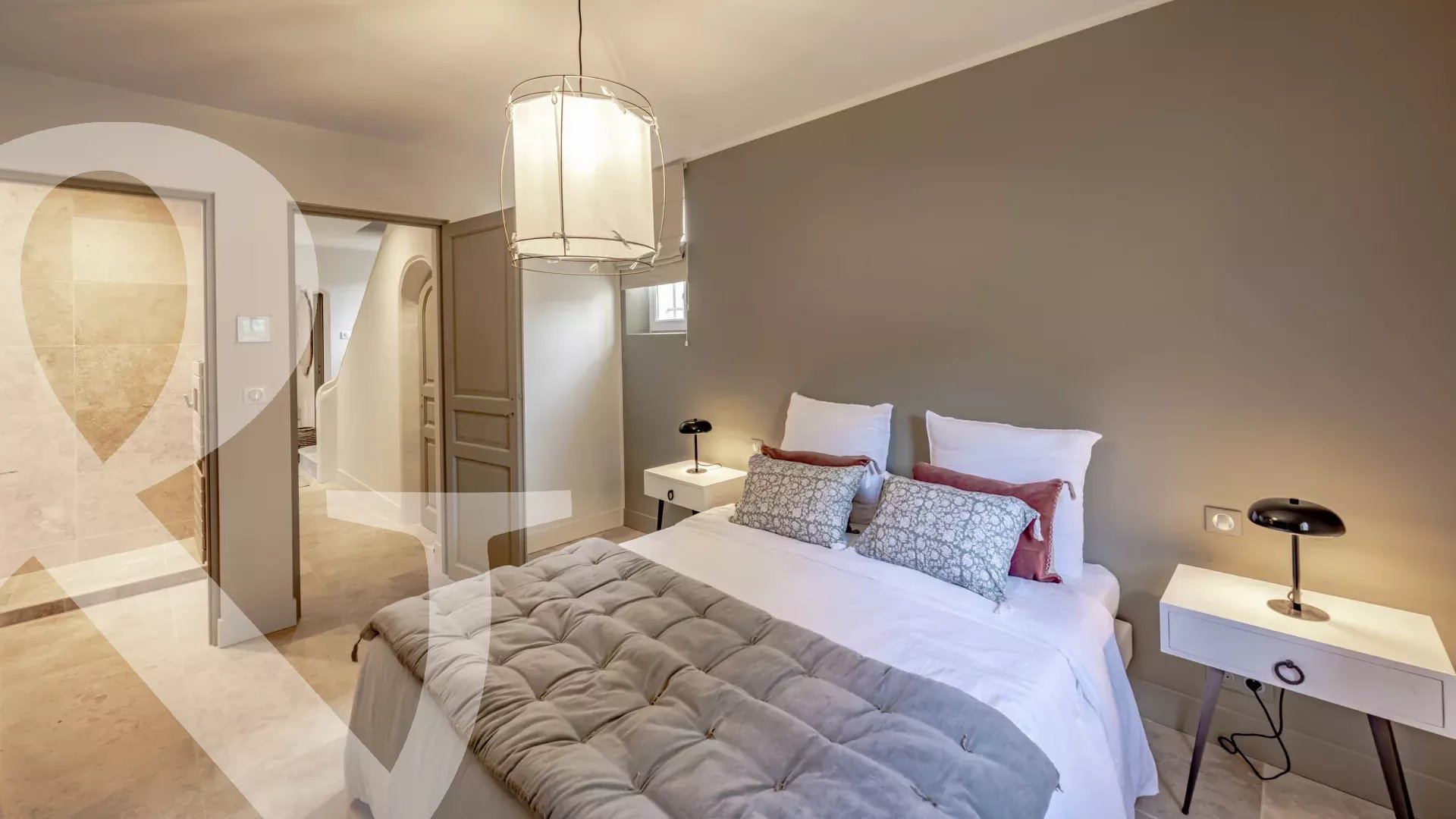 RESTAURATION DE GRANDE QUALITE