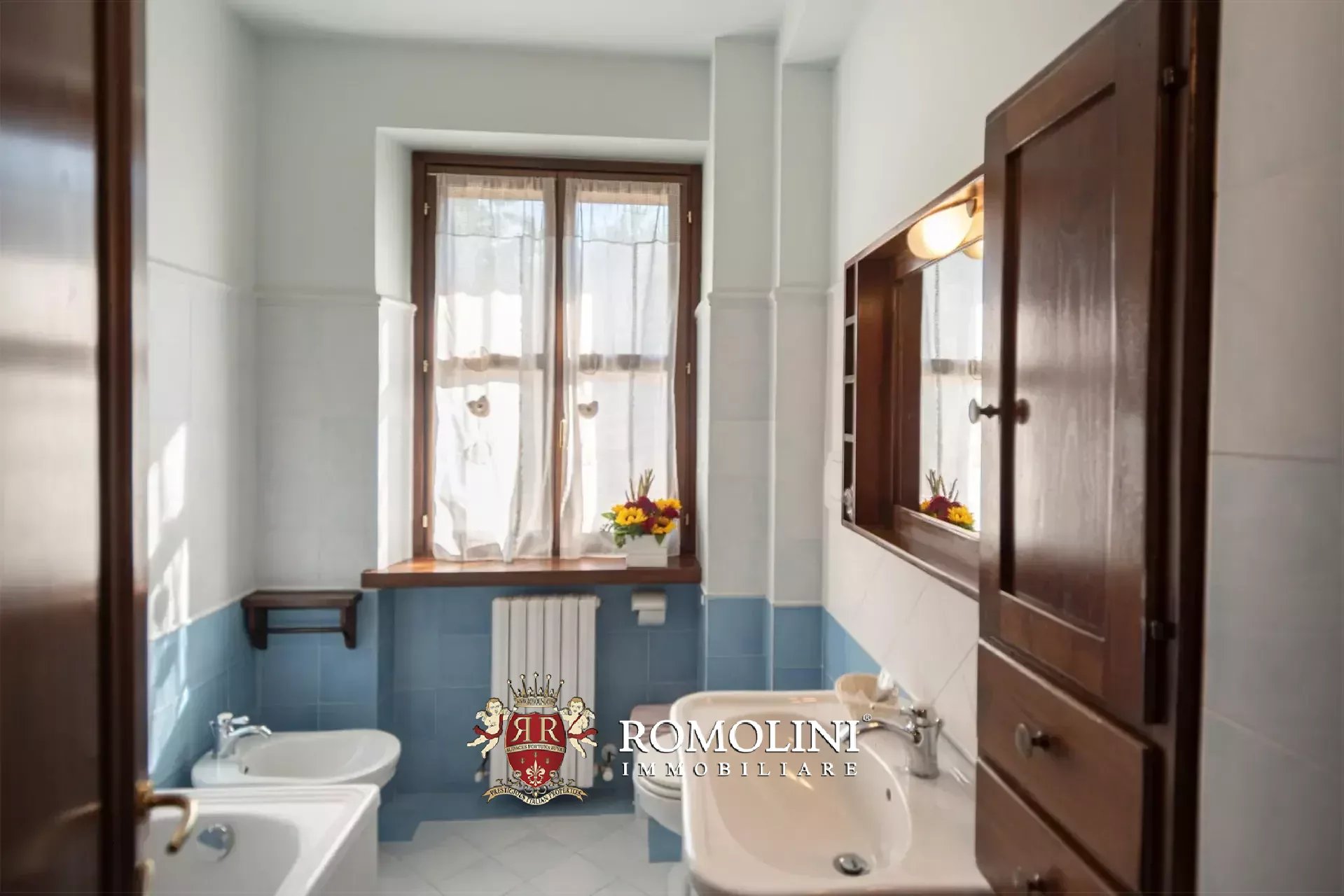 9 Bedroom Villa/Townhouse's Image 21