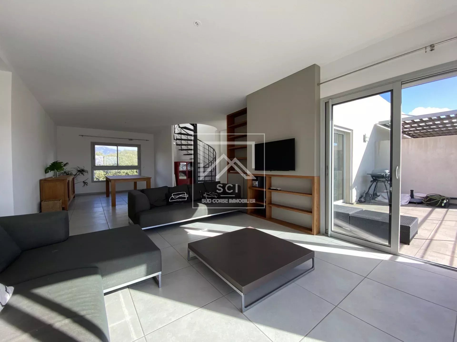 Agence immobilière de 