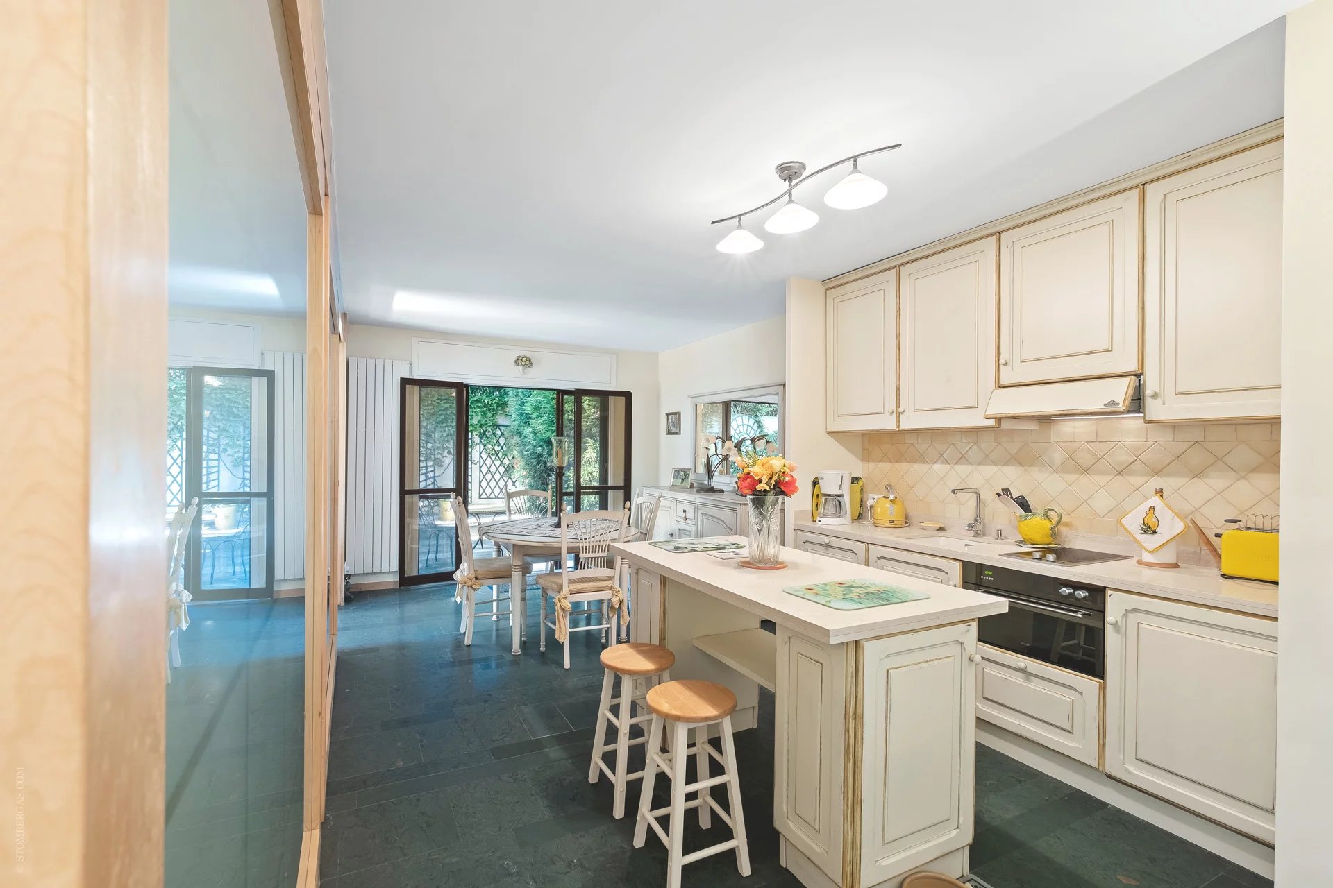 Великолепная 2 х комнатная квартира