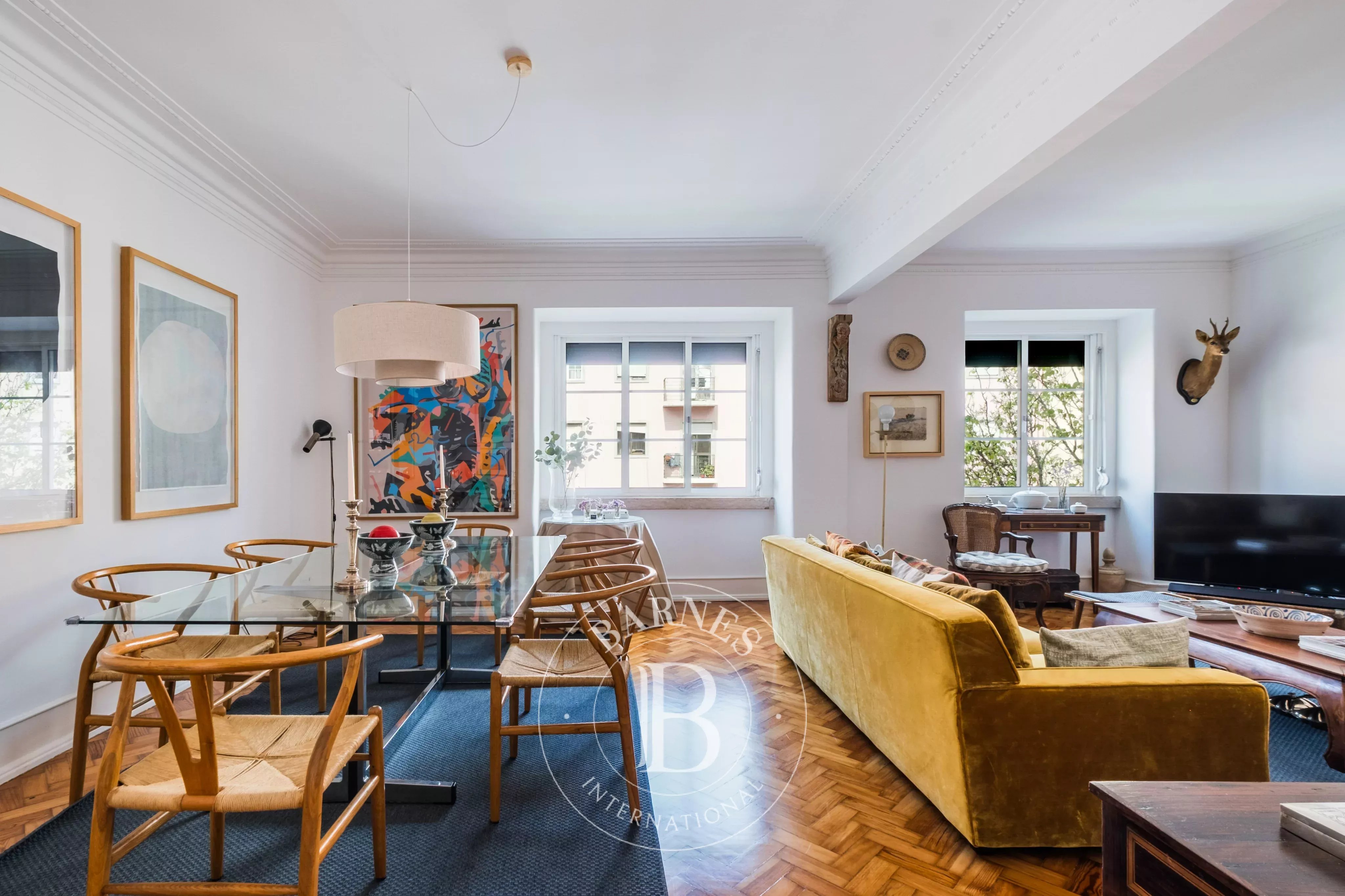 Family apartment in Belém / Algés