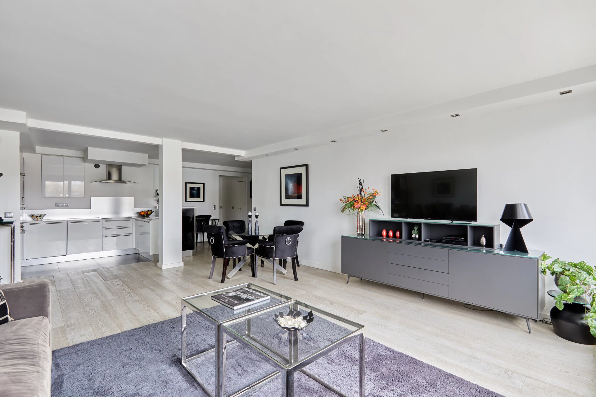 2 Bedroom Apartment/Flat's Image 4