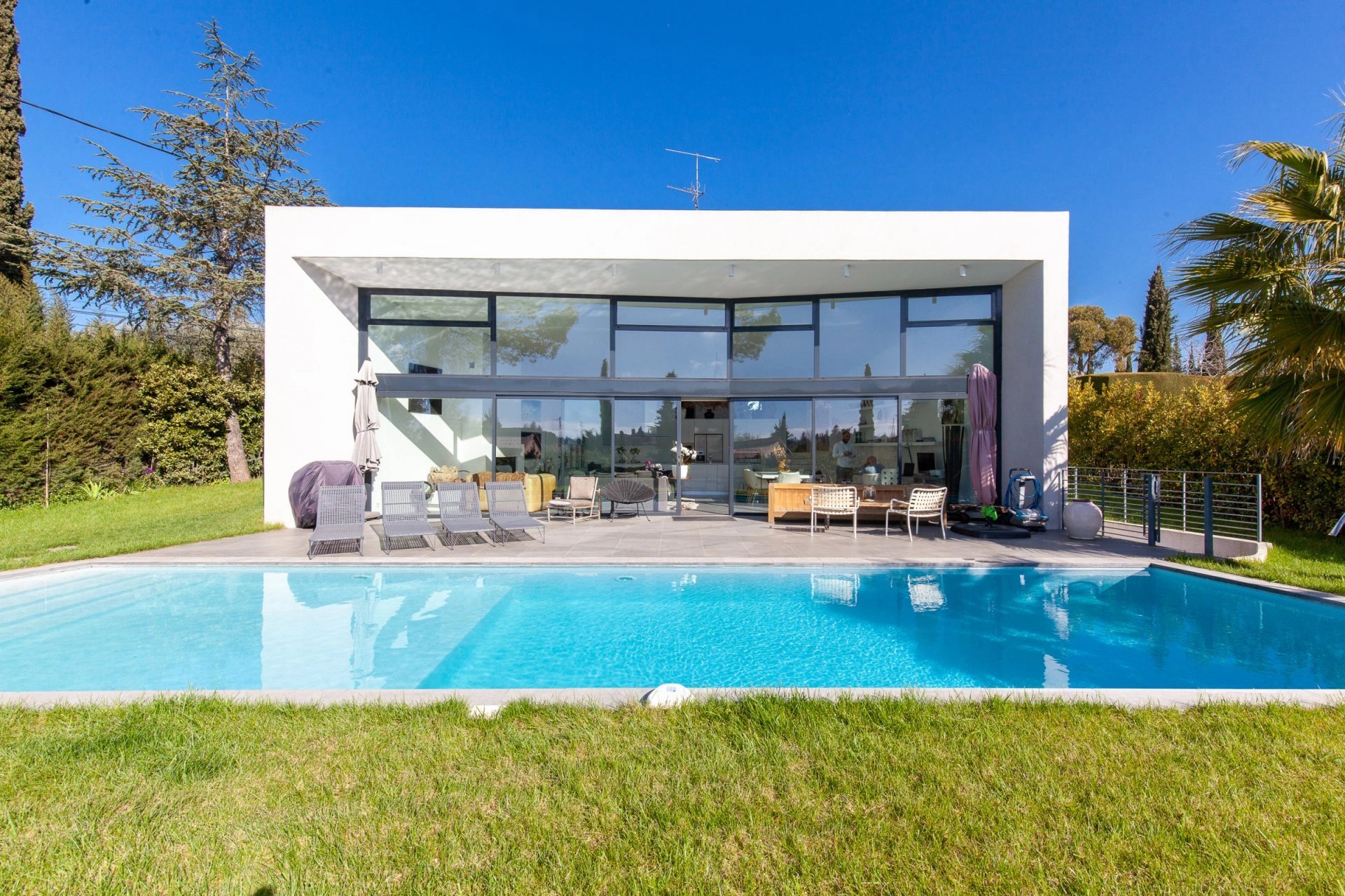 Agence immobilière de 