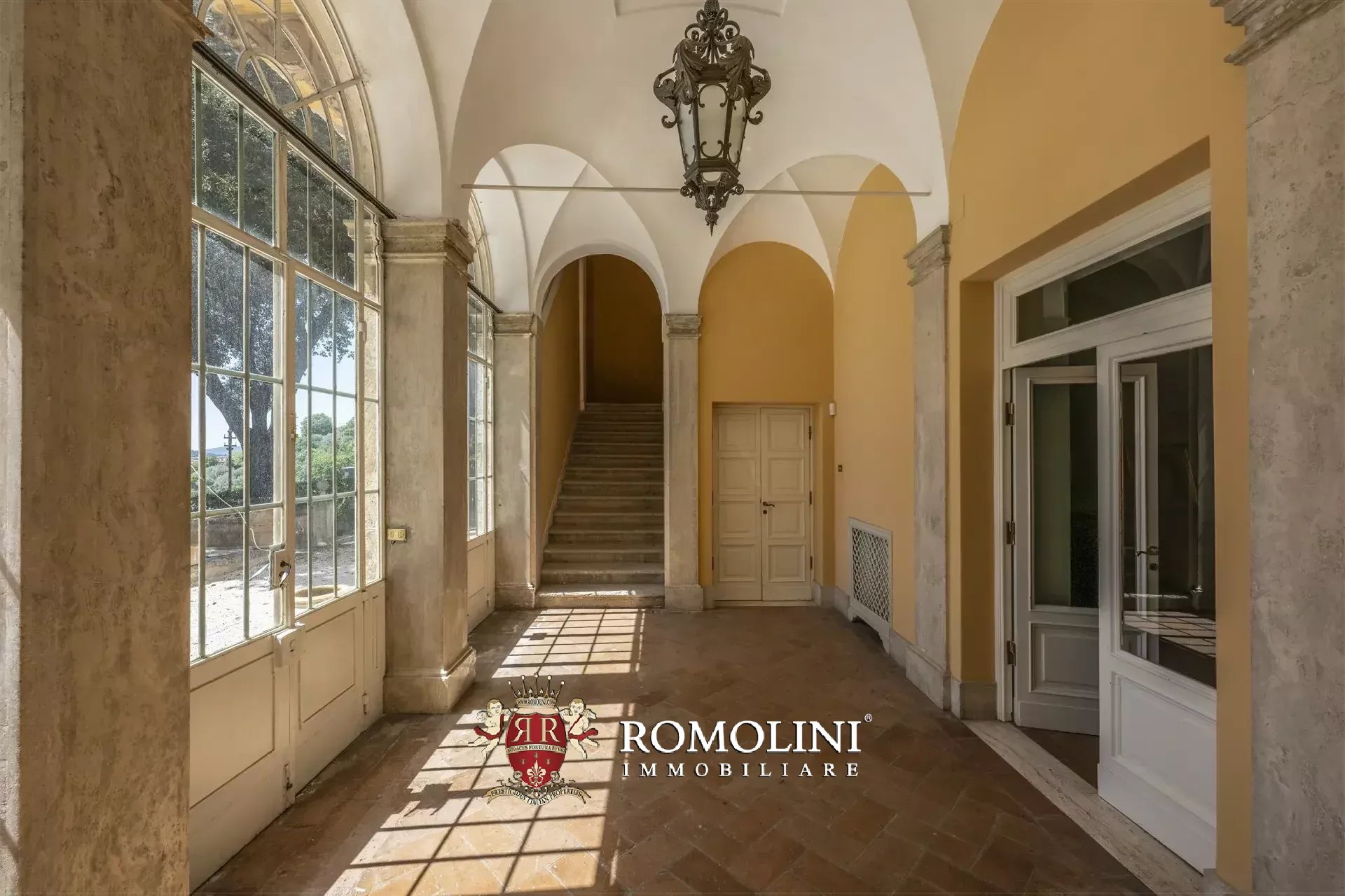8 Bedroom Villa/Townhouse's Image 29