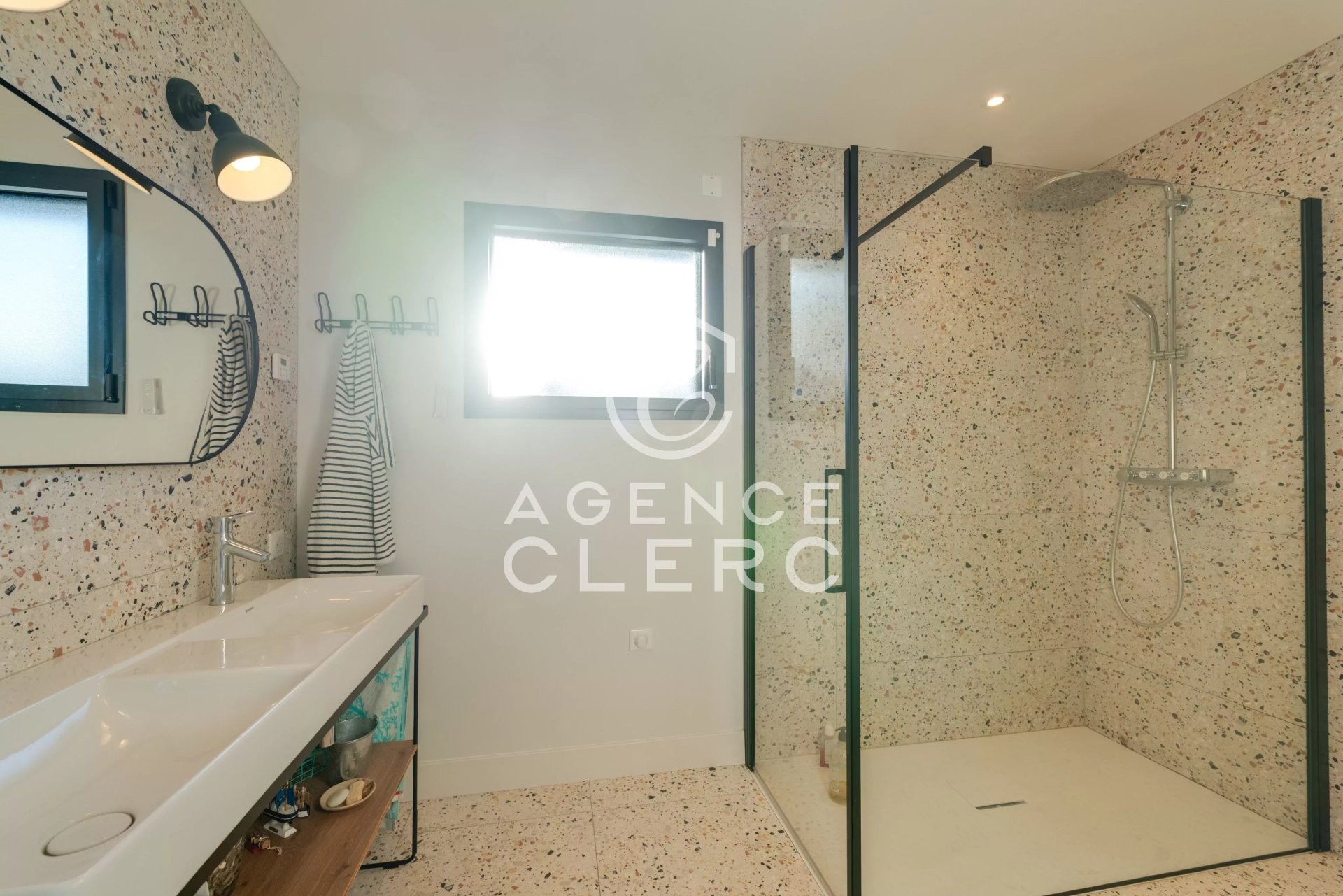 4 Bedroom Villa/Townhouse's Image 8
