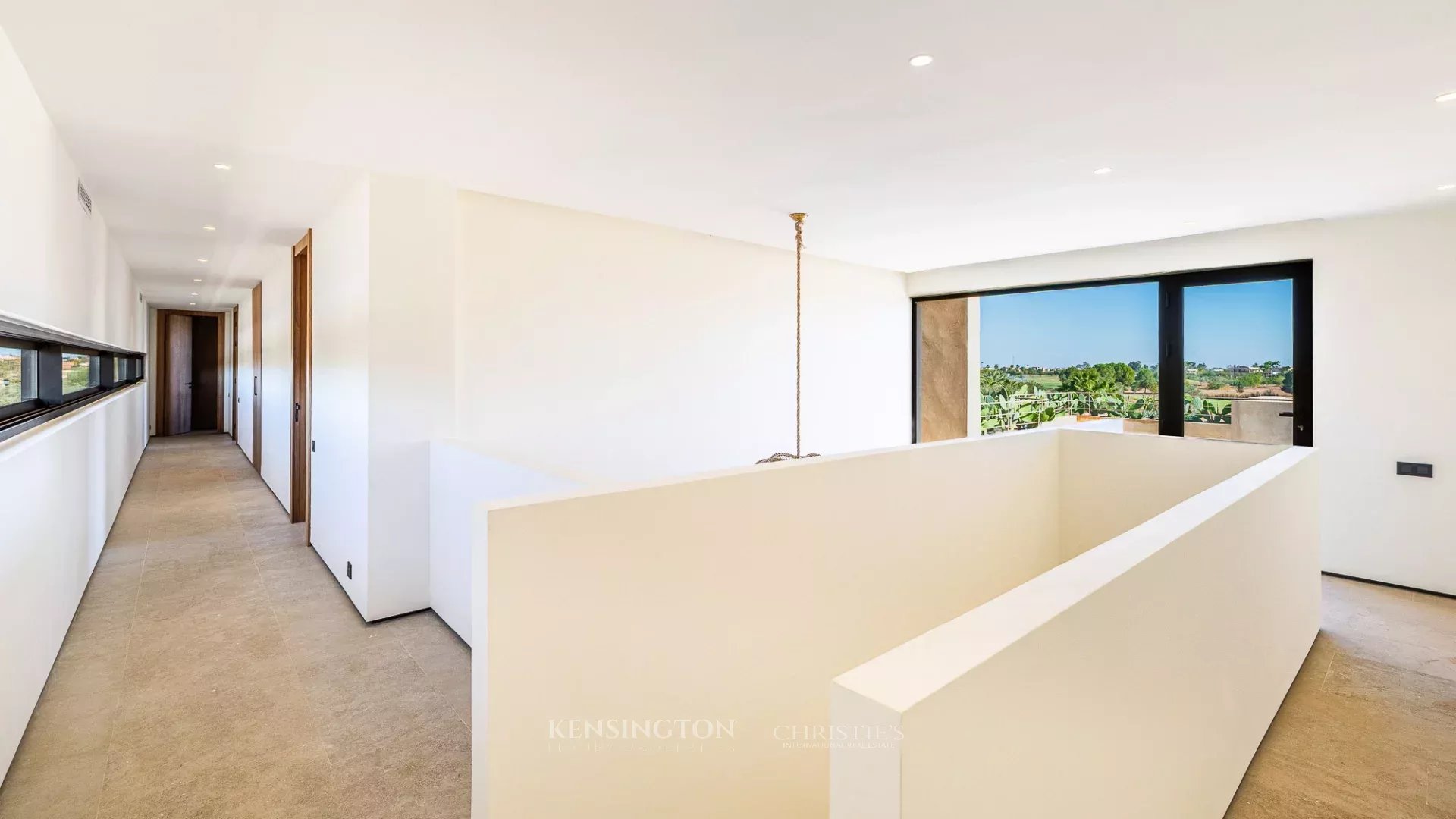 4 Bedroom Villa/Townhouse's Image 12
