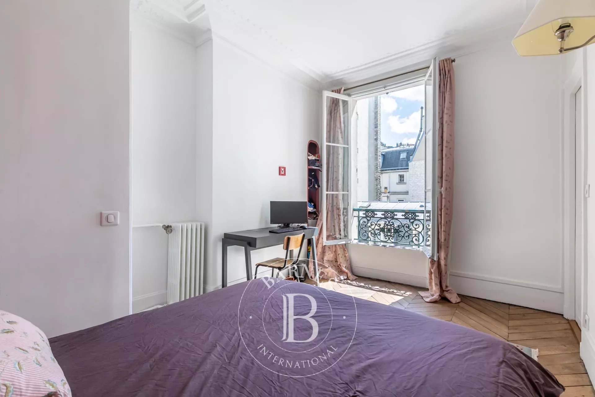 Daire Paris 8ème - picture 11