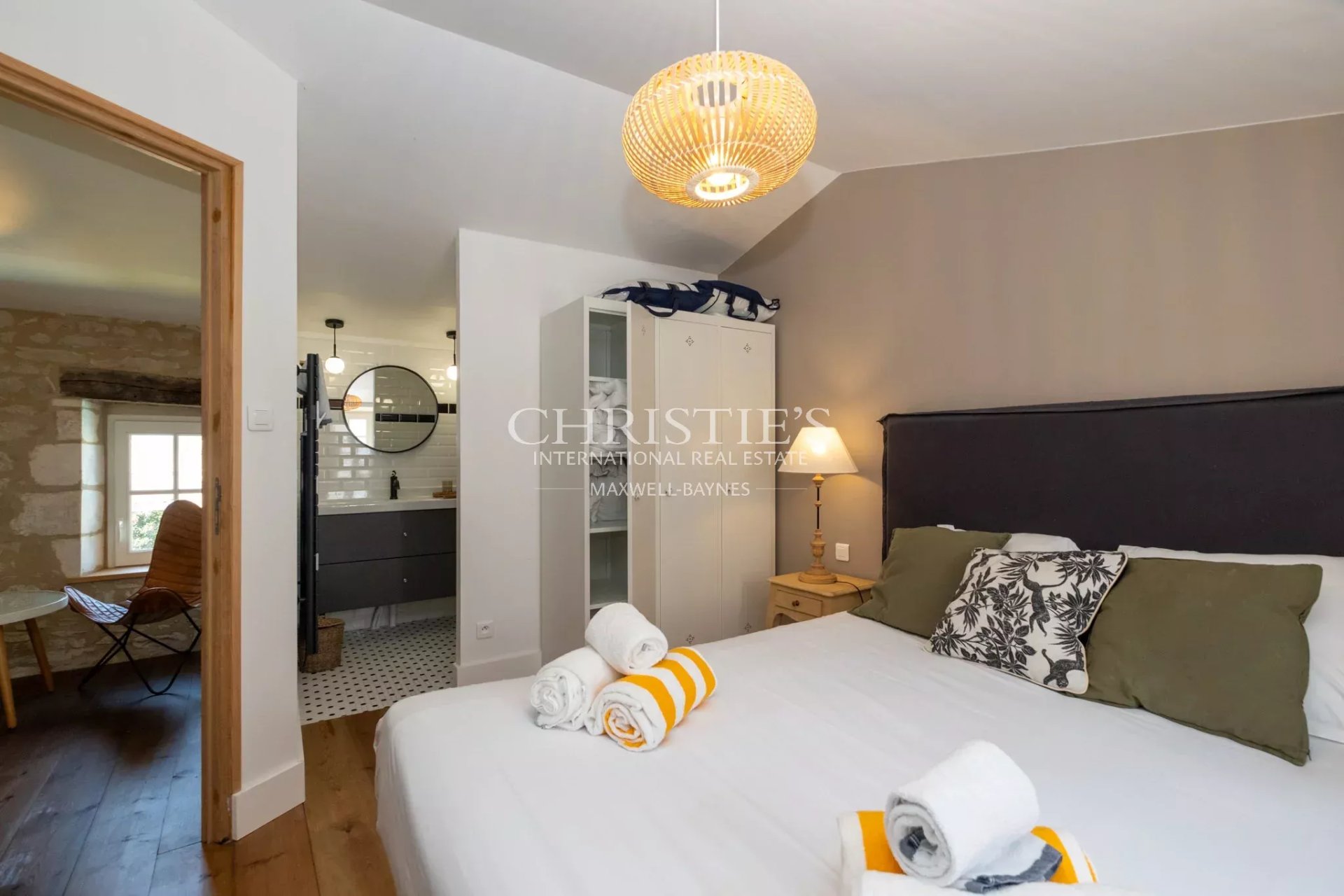 4 Bedroom Villa/Townhouse's Image 10