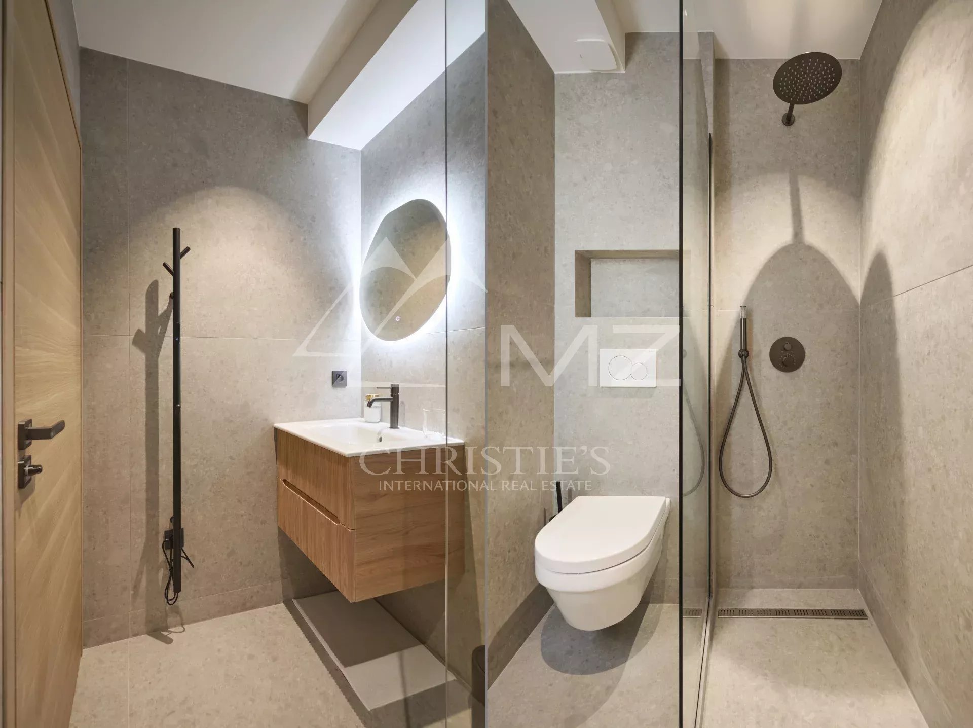 2 Bedroom Apartment/Flat's Image 5