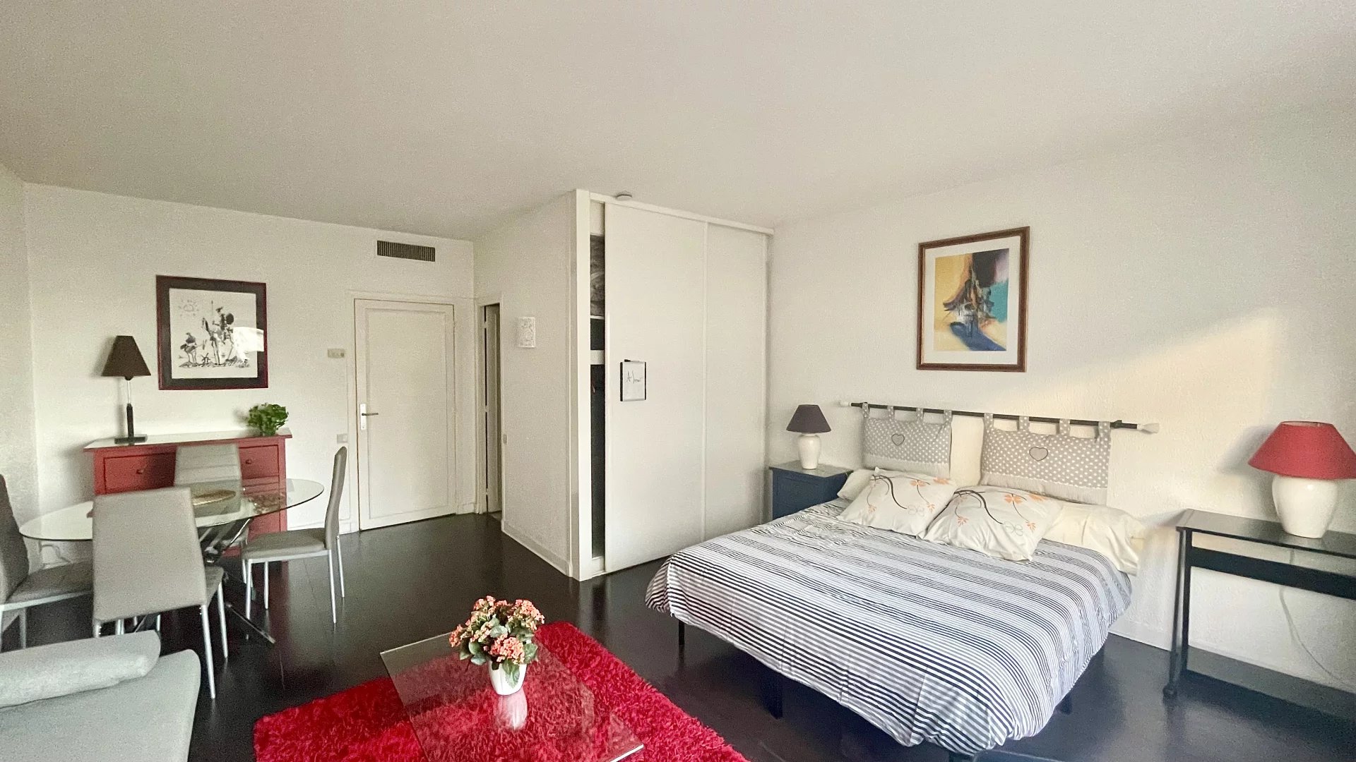 Location Appartement Paris 8ème