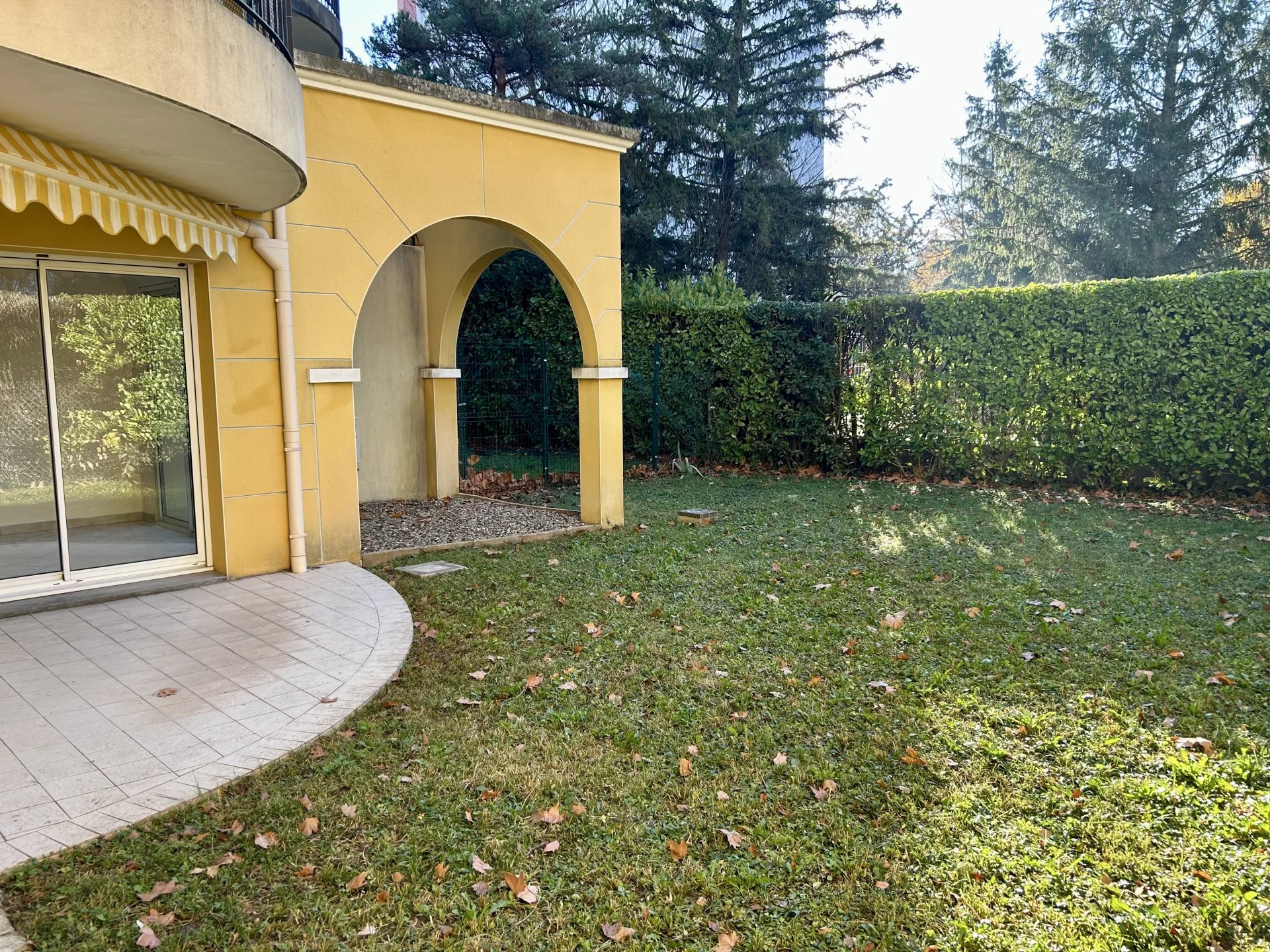 A louer bel appartement Montélimar 83 m²