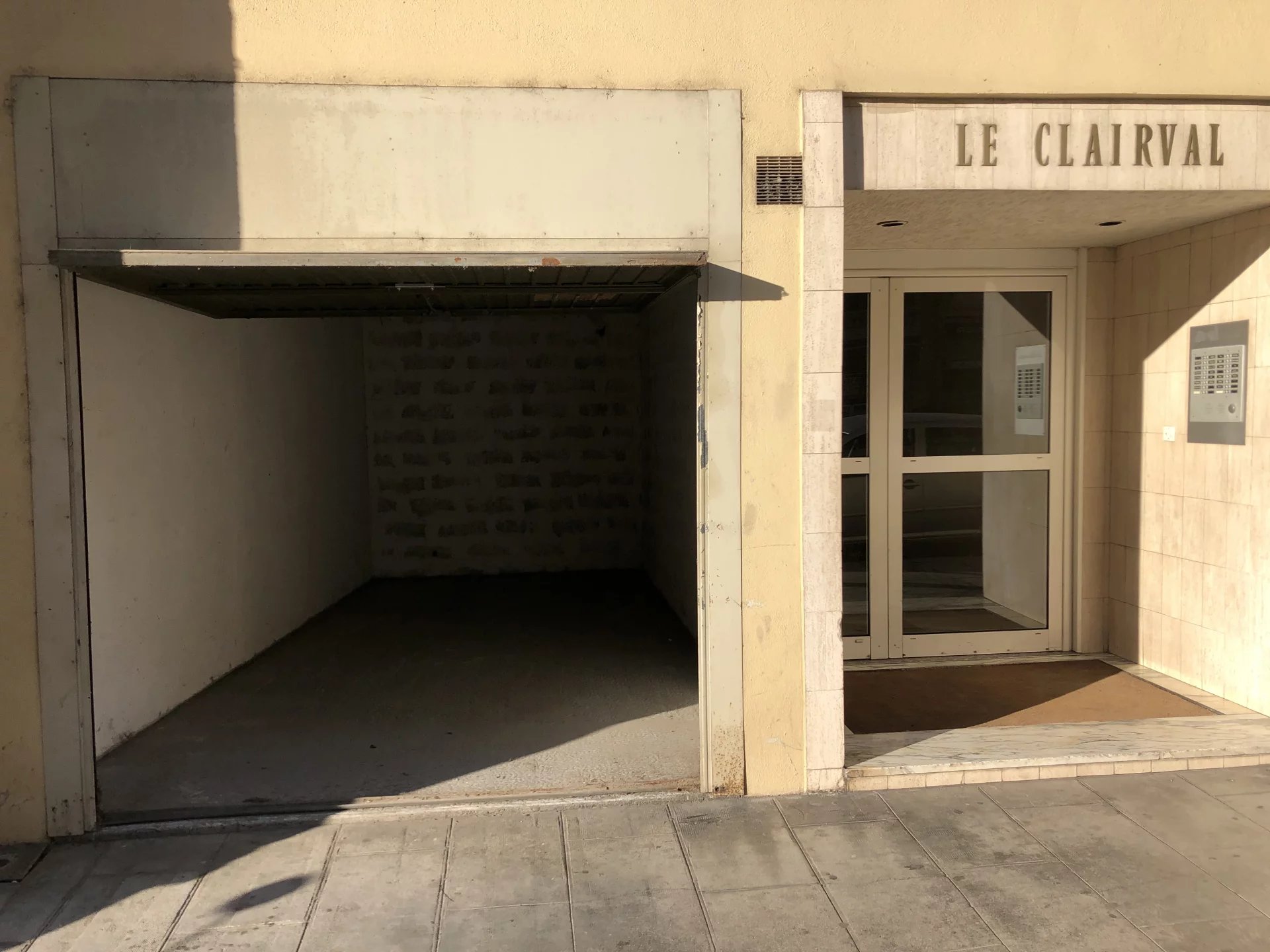 NICE MADELEINE - GARAGE