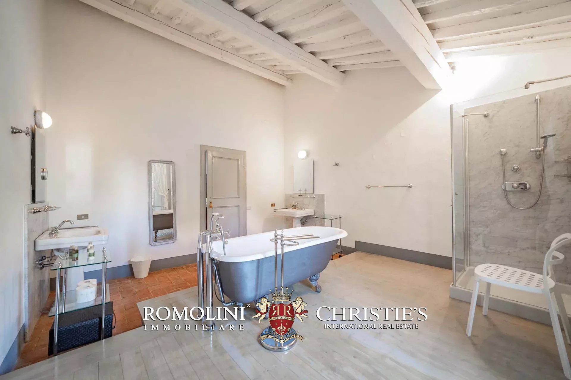 15 Bedroom Villa/Townhouse's Image 65