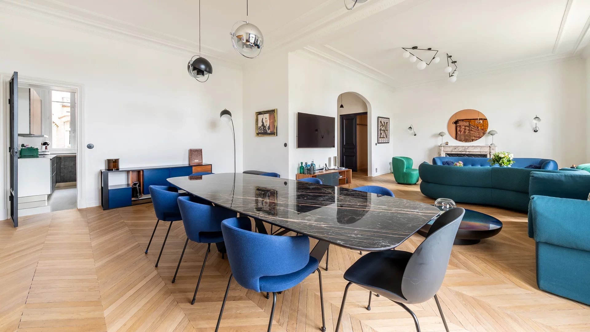 Paris 16e - VICTOR HUGO / POMPE