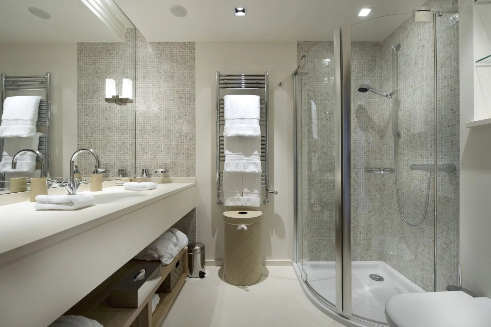 Luxury, modern 7-bedroom villa with hotel service