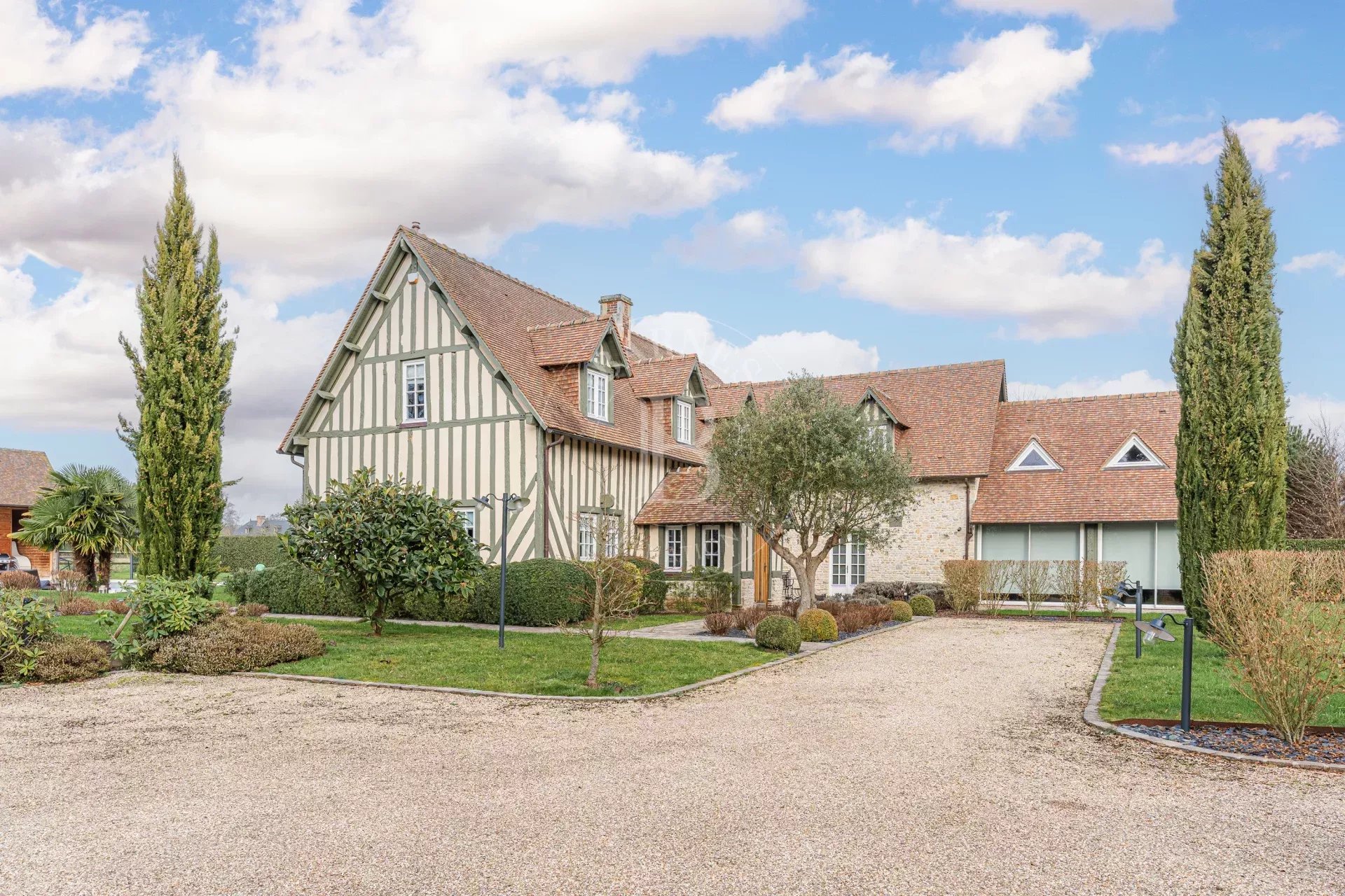 Casa Saint-Étienne-la-Thillaye  -  ref 85519608 (picture 1)