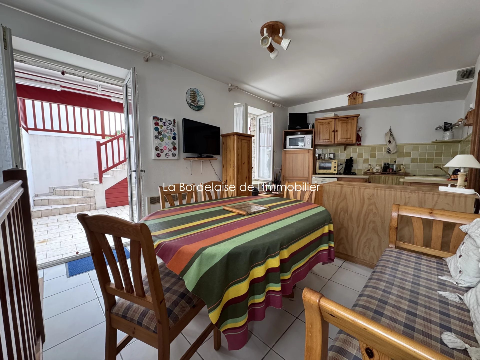 Appartement T3, terrasse et place de parking