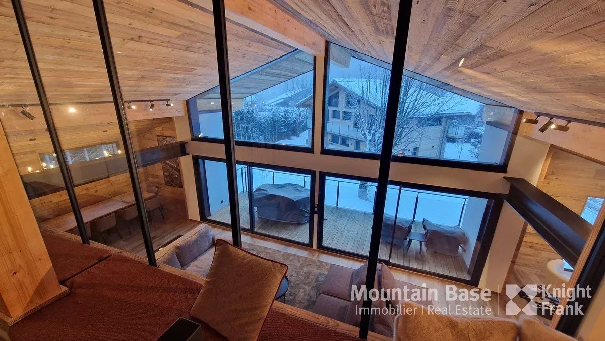 Photo of 4 bedroom ski in ski out chalet in Châtel