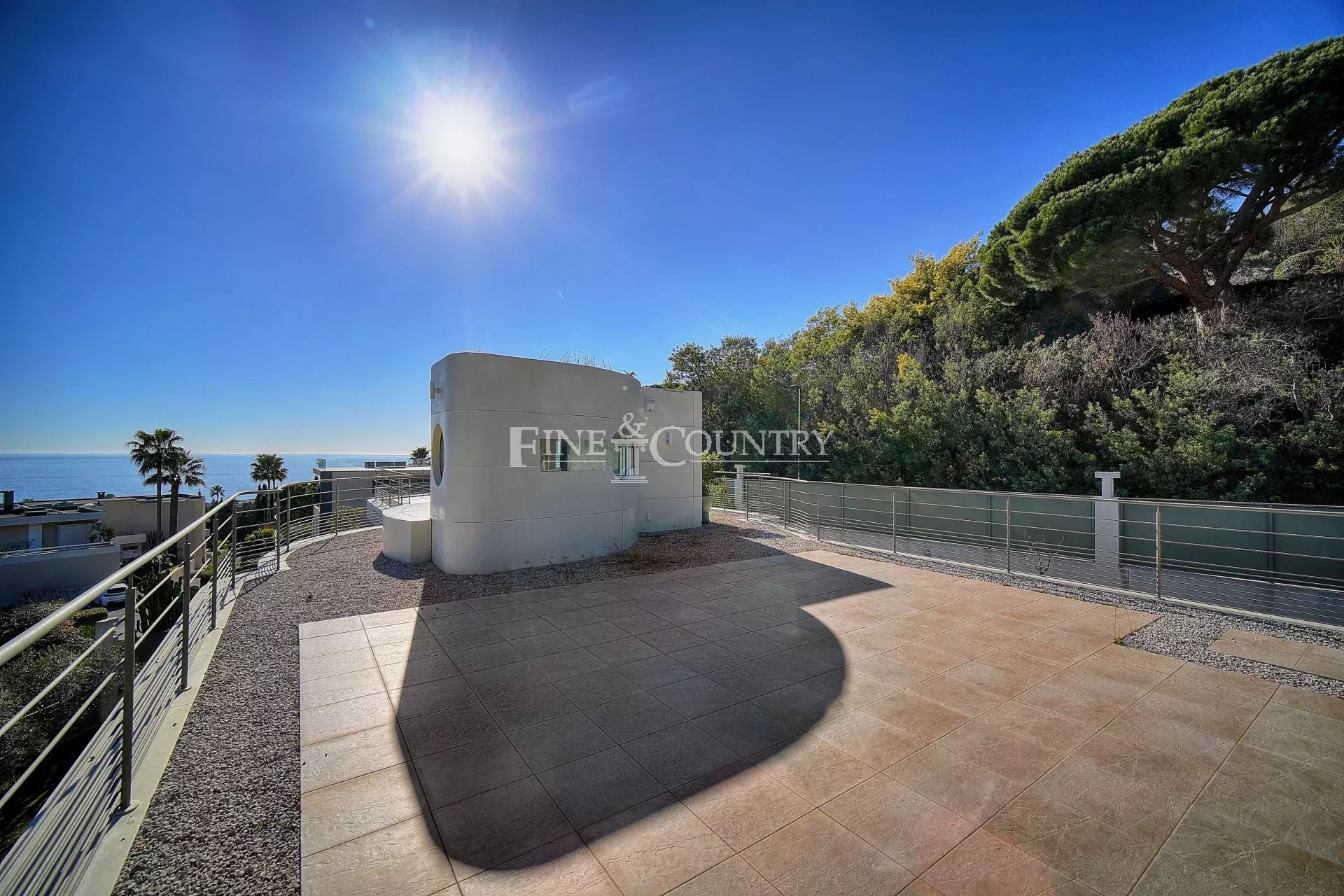 Photo of Villa for sale in Cannes with sea view