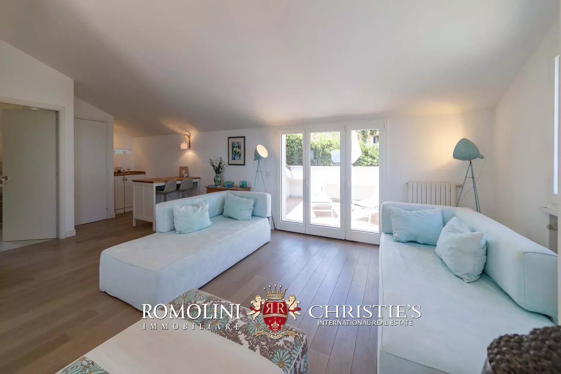6 Bedroom Villa/Townhouse's Image 72