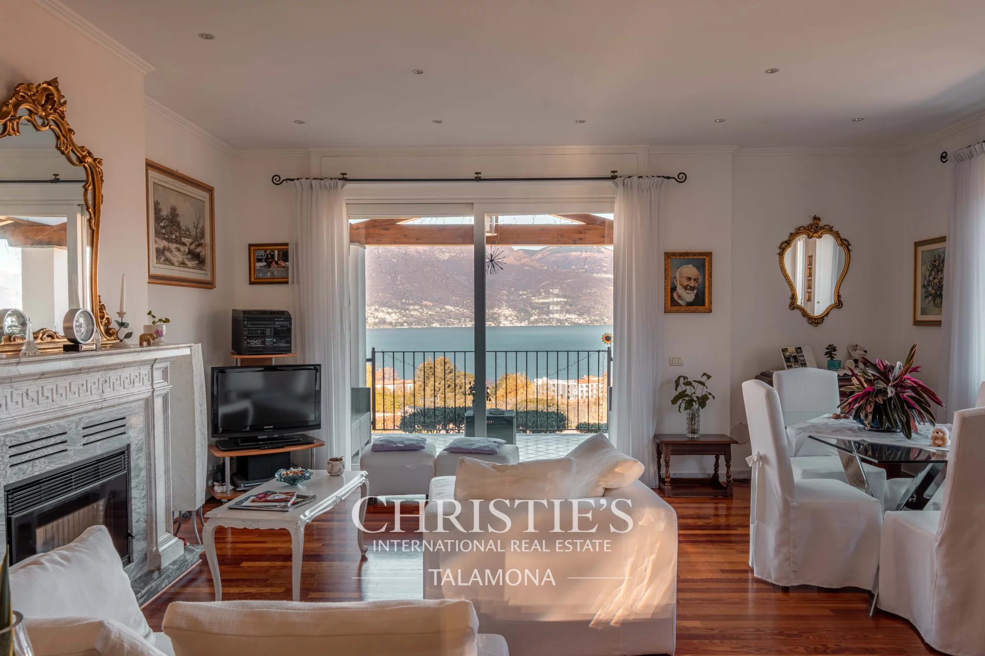 Villa/Townhouse's Image 8