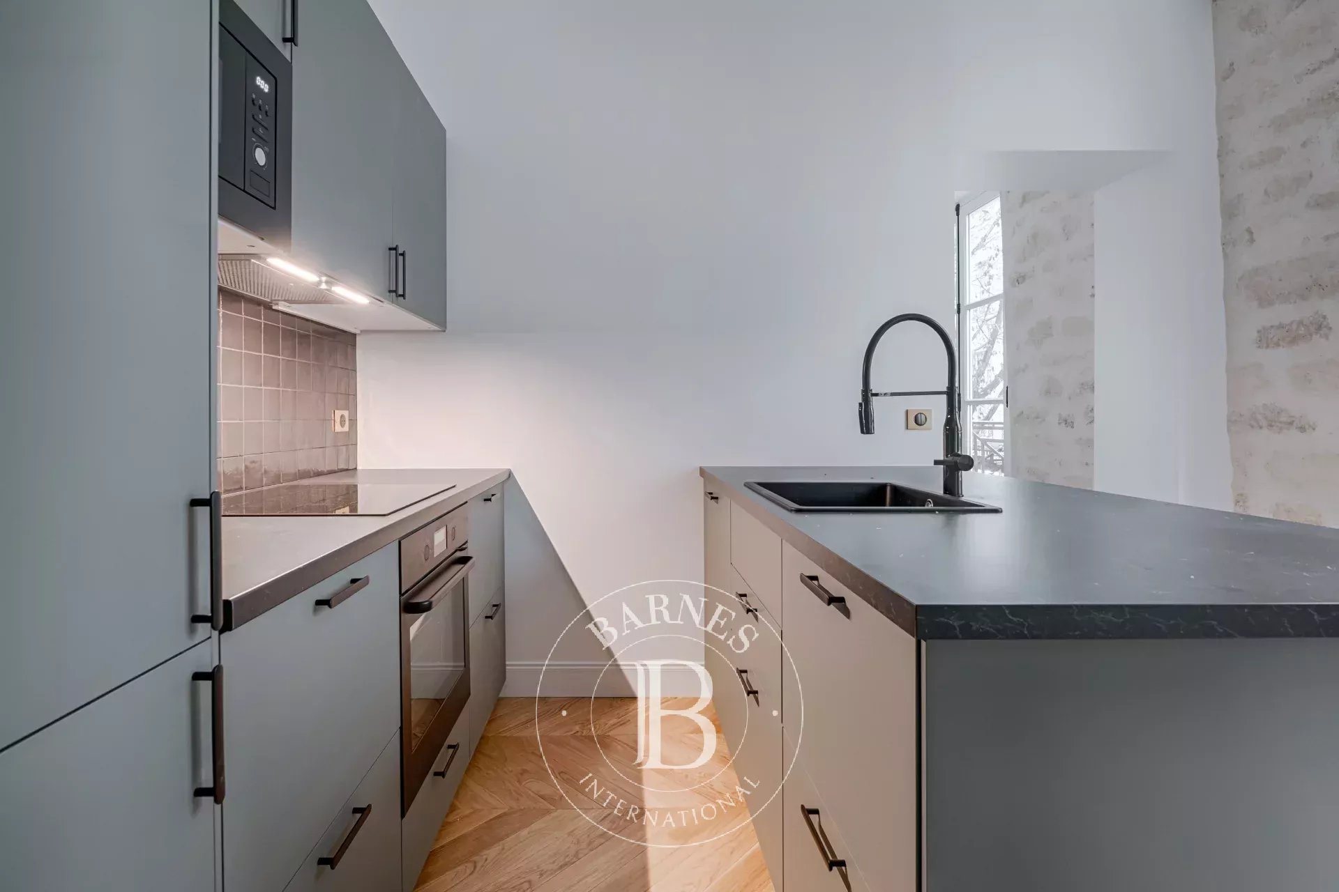 Daire Paris 3ème - picture 10