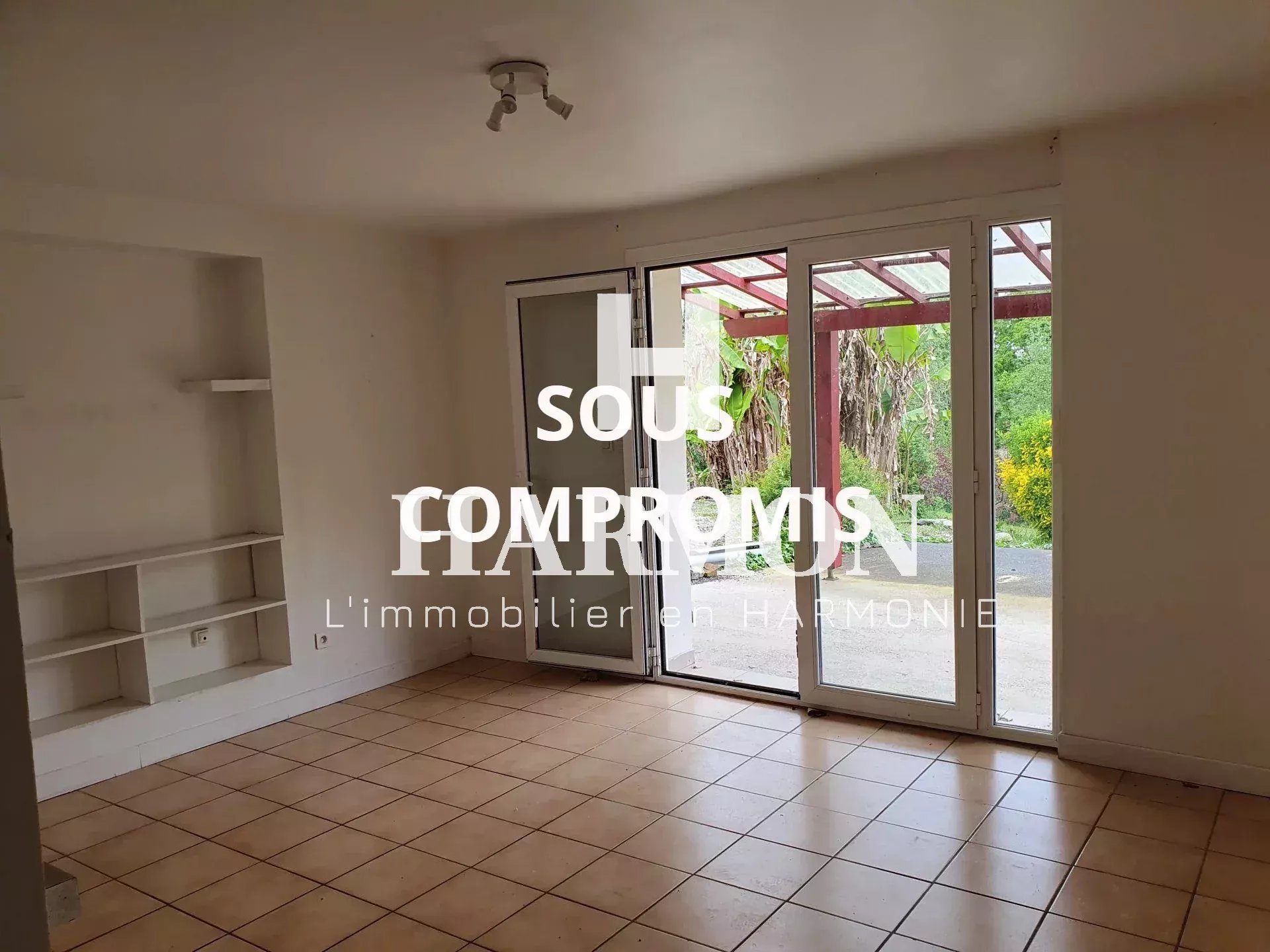 Appartement T3 en rez-de-jardin avec terrasse