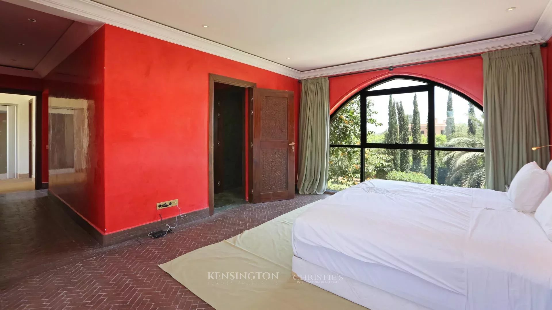 9 Bedroom Villa/Townhouse's Image 28
