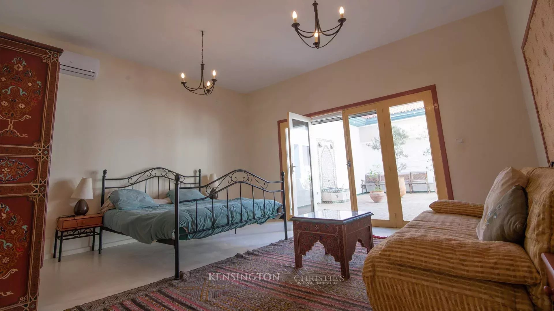 9 Bedroom Villa/Townhouse's Image 35
