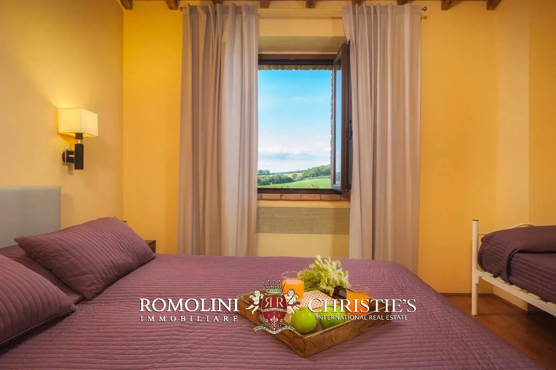 9 Bedroom Villa/Townhouse's Image 19