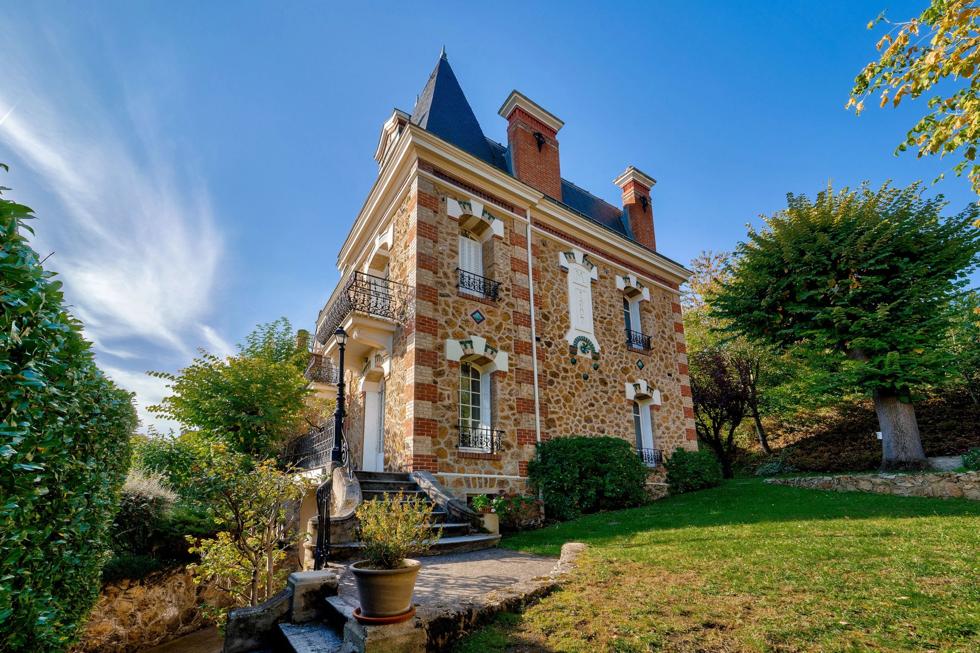 Single family home