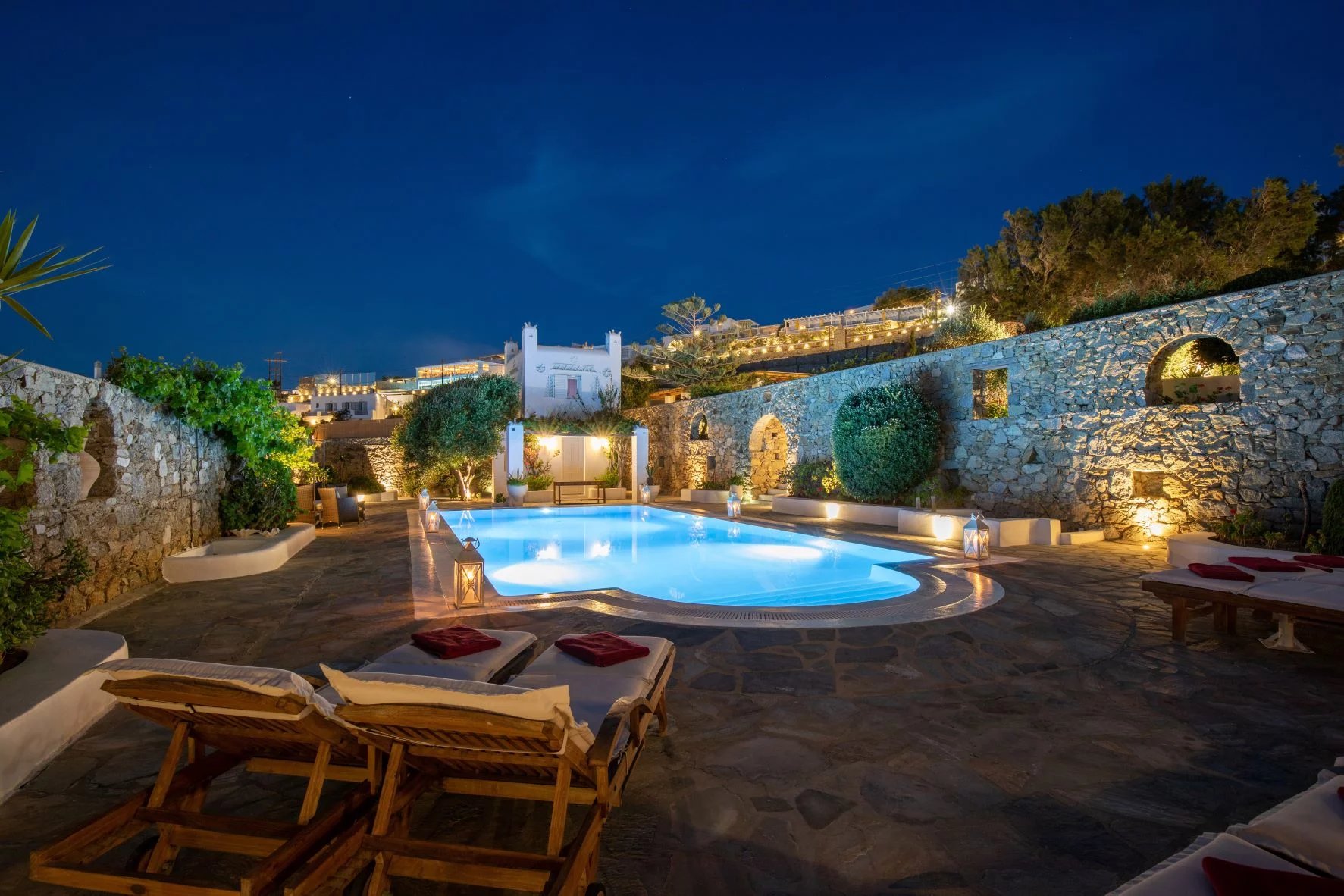 For Sale | Mykonos | 5 Bedroom | Pool | 4 Bathrooms + 1 Cloakroom | 277 sqm | Ref: 8001773 | € 3,500,000