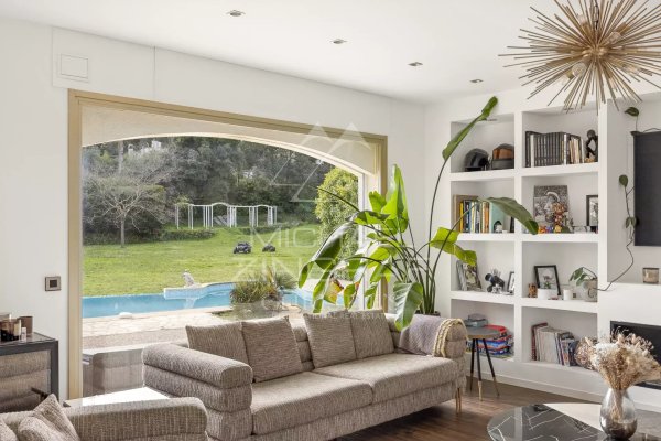 Roquefort-les-Pins – Charming Villa with Pool in a Peaceful Residential Setting — photo 5