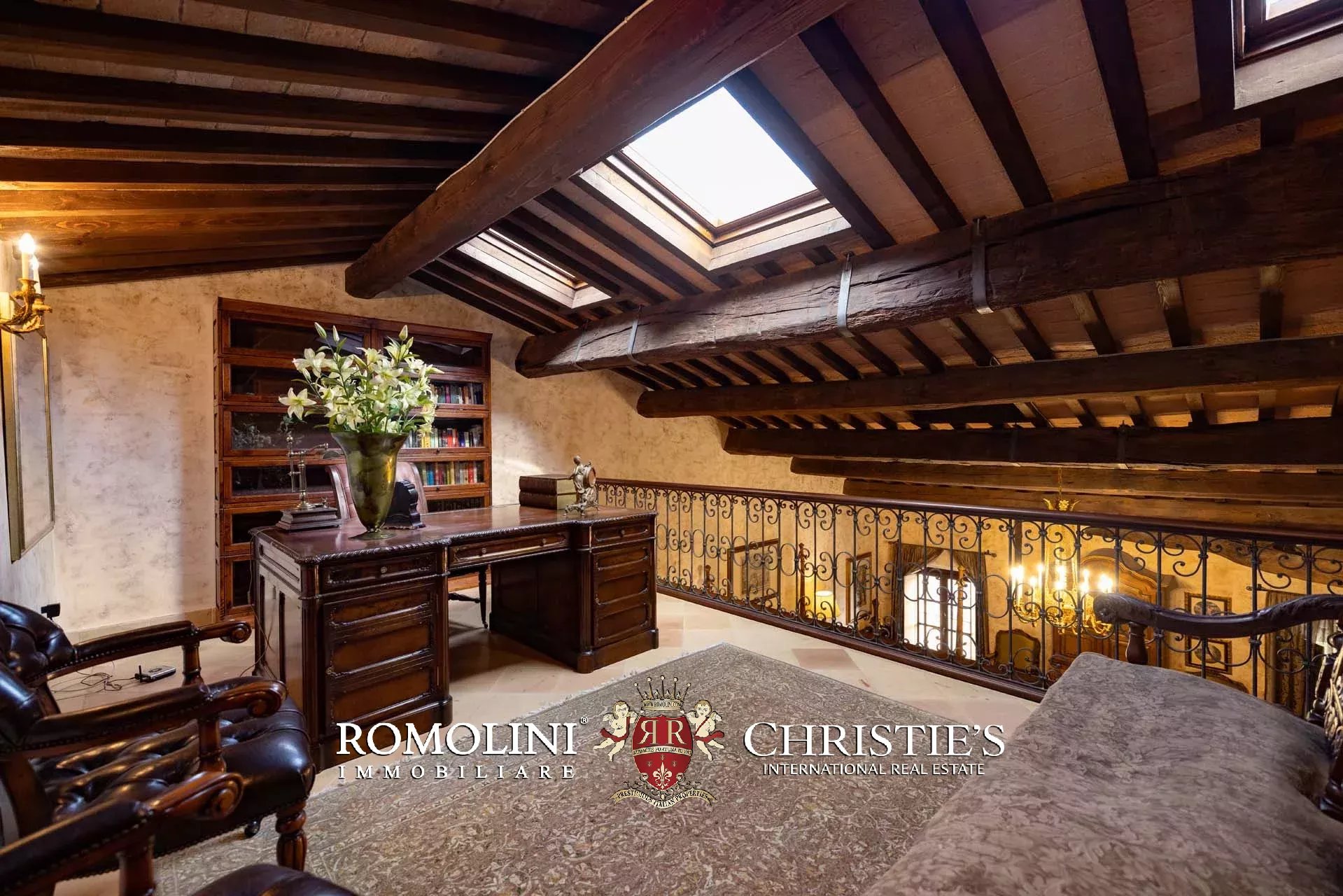 37 Bedroom Villa/Townhouse's Image 196