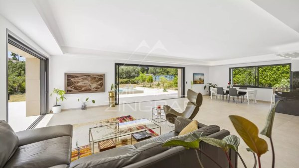 Valbonne - Elegant contemporary villa — photo 4