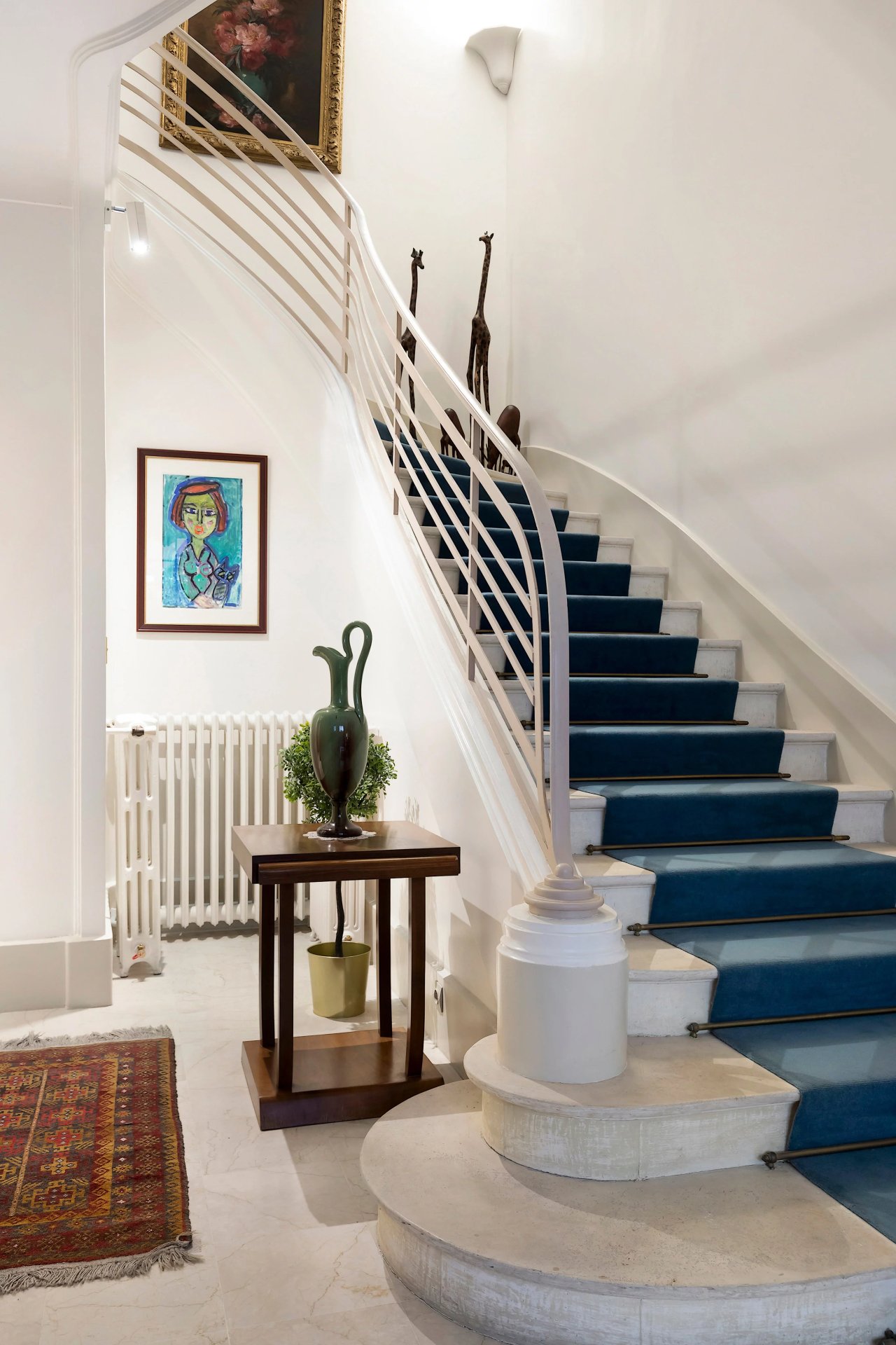 6 Bedroom Villa/Townhouse's Image 12