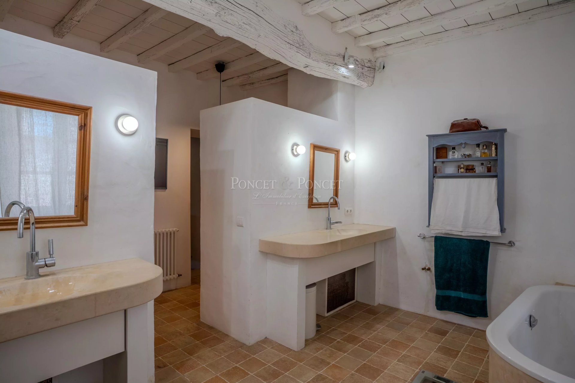 5 Bedroom Villa/Townhouse's Image 22