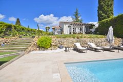 4-Bedroom Villa in Valbonne — photo 3 of 7