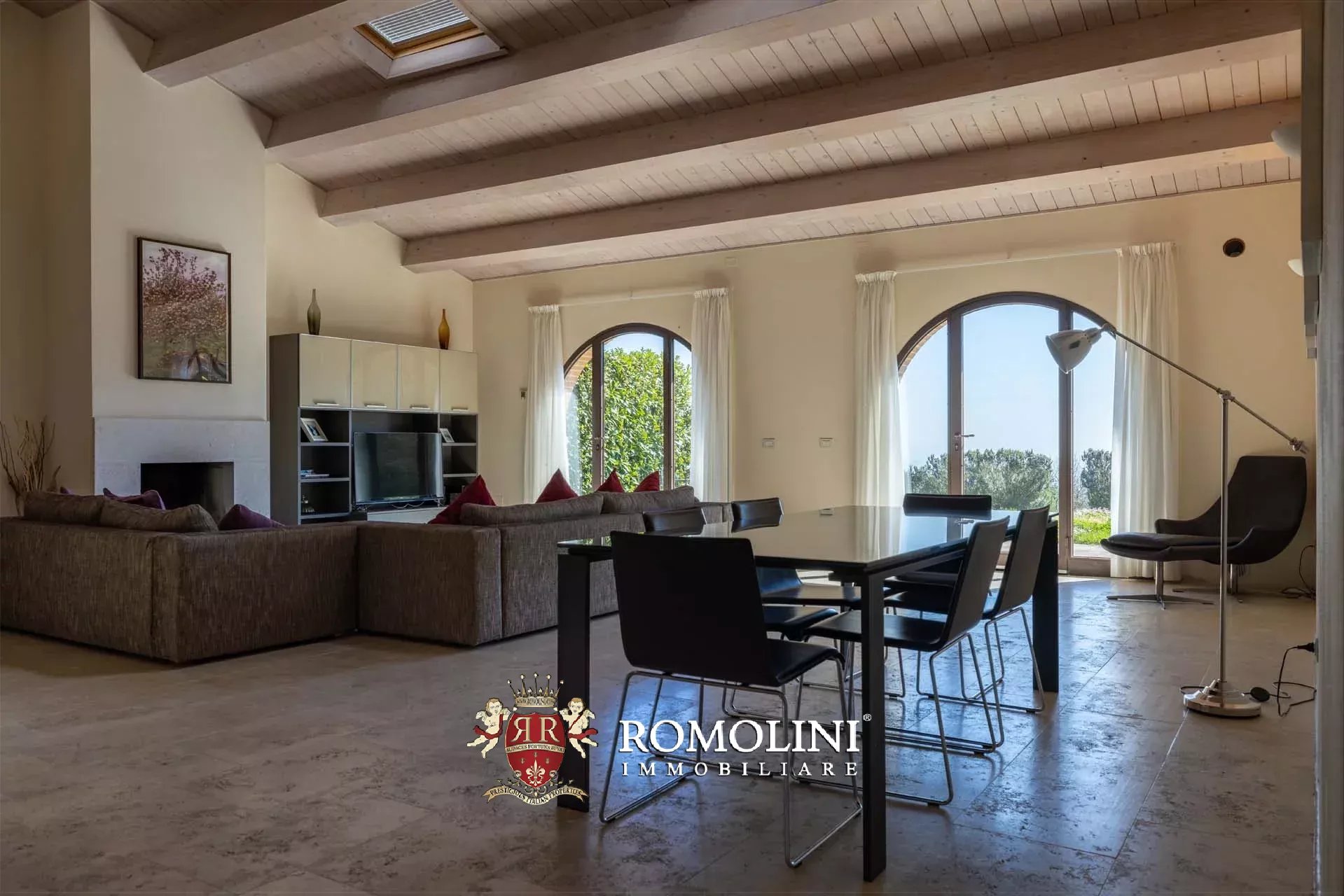 LUXUSANLAGE MIT 19 WOHNUNGEN IN DER TOSKANA, VAL D'ORCIA