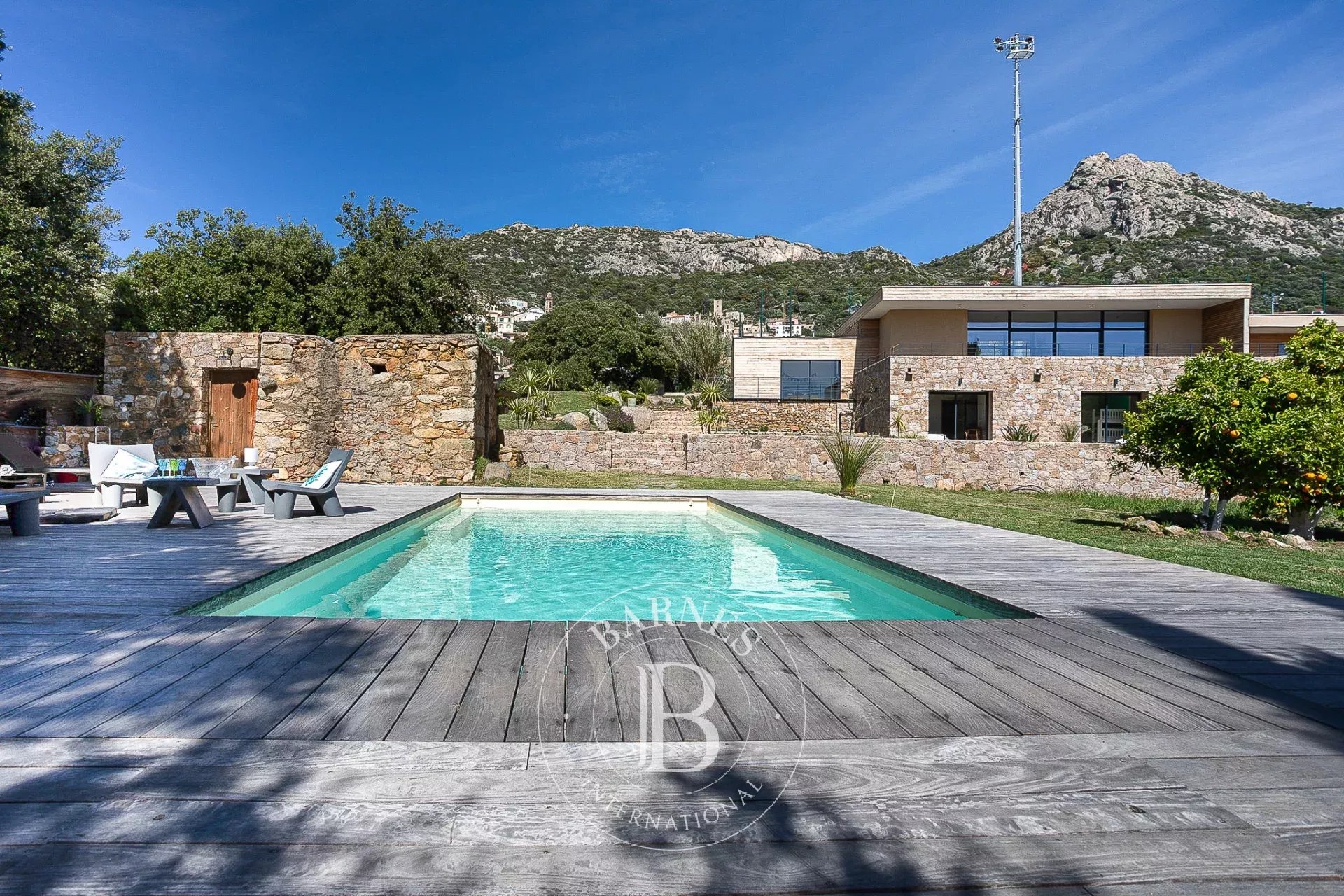 Villa Lumio  -  ref 4990849 (picture 1)
