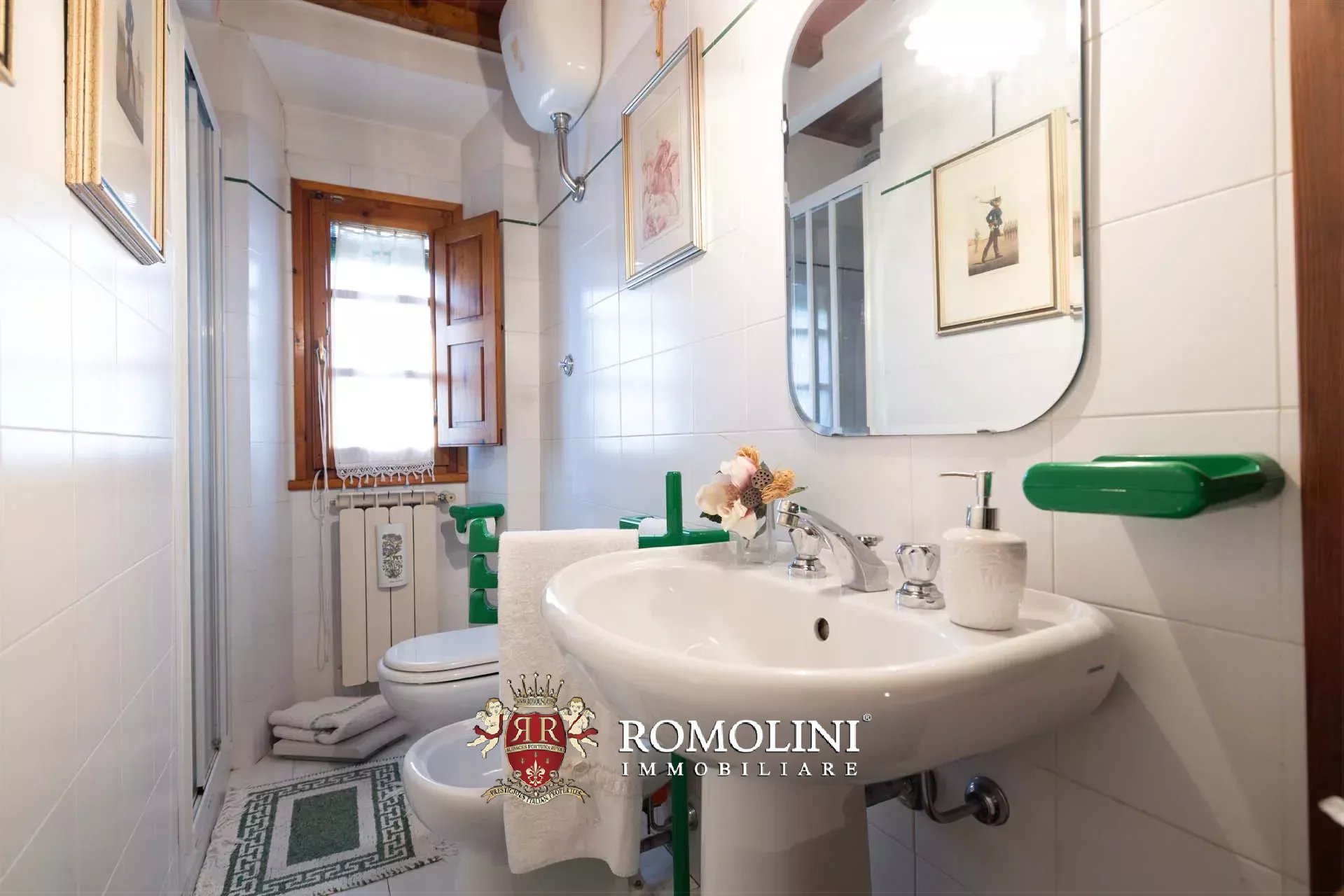 8 Bedroom Villa/Townhouse's Image 32