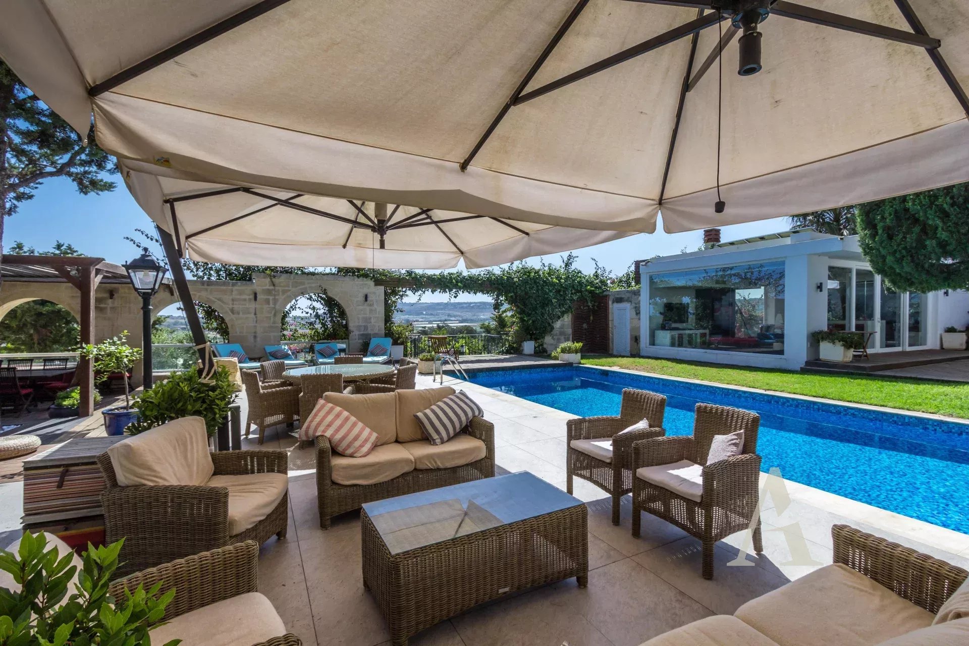 Luxury Villa with Pool and Stables in Burmarrad, Malta