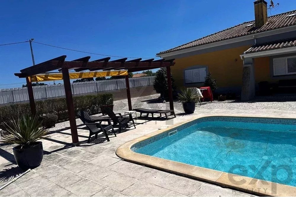Live in Harmony with Nature - 4+2 Bedroom Detached House with Pool in Pinhal Novo 85948447 image 2